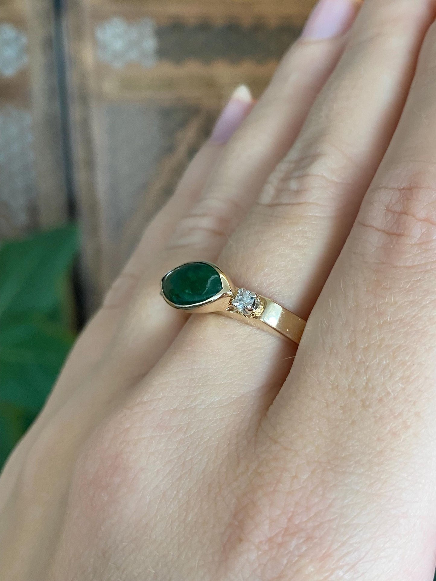 Vintage Solid 14k Yellow Gold Marquis Jade Diamond Ring - Size 7.25