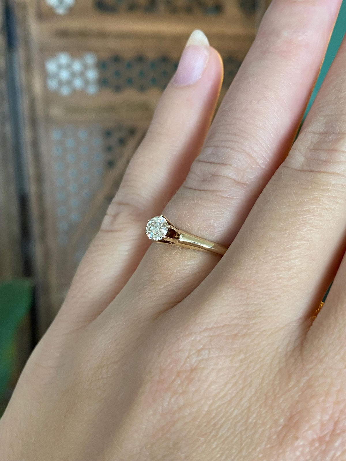 Vintage Solid 14k Yellow Gold Solitaire Diamond Ring - Size 4.75