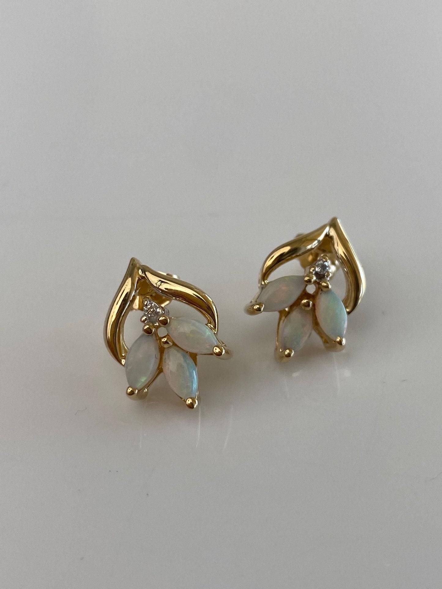 Vintage Solid 14k Yellow Gold Opal Diamond Stud Earrings