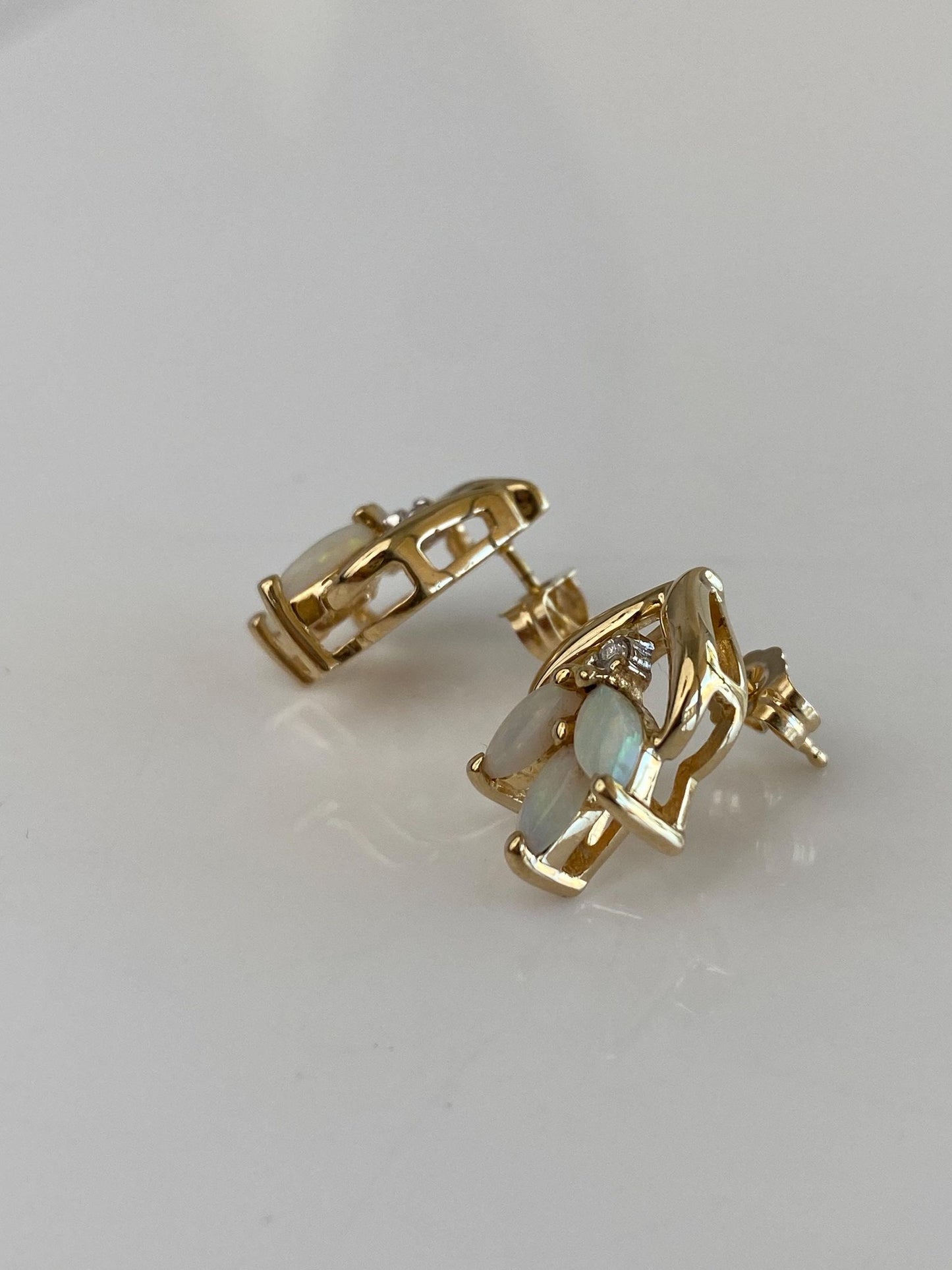 Vintage Solid 14k Yellow Gold Opal Diamond Stud Earrings