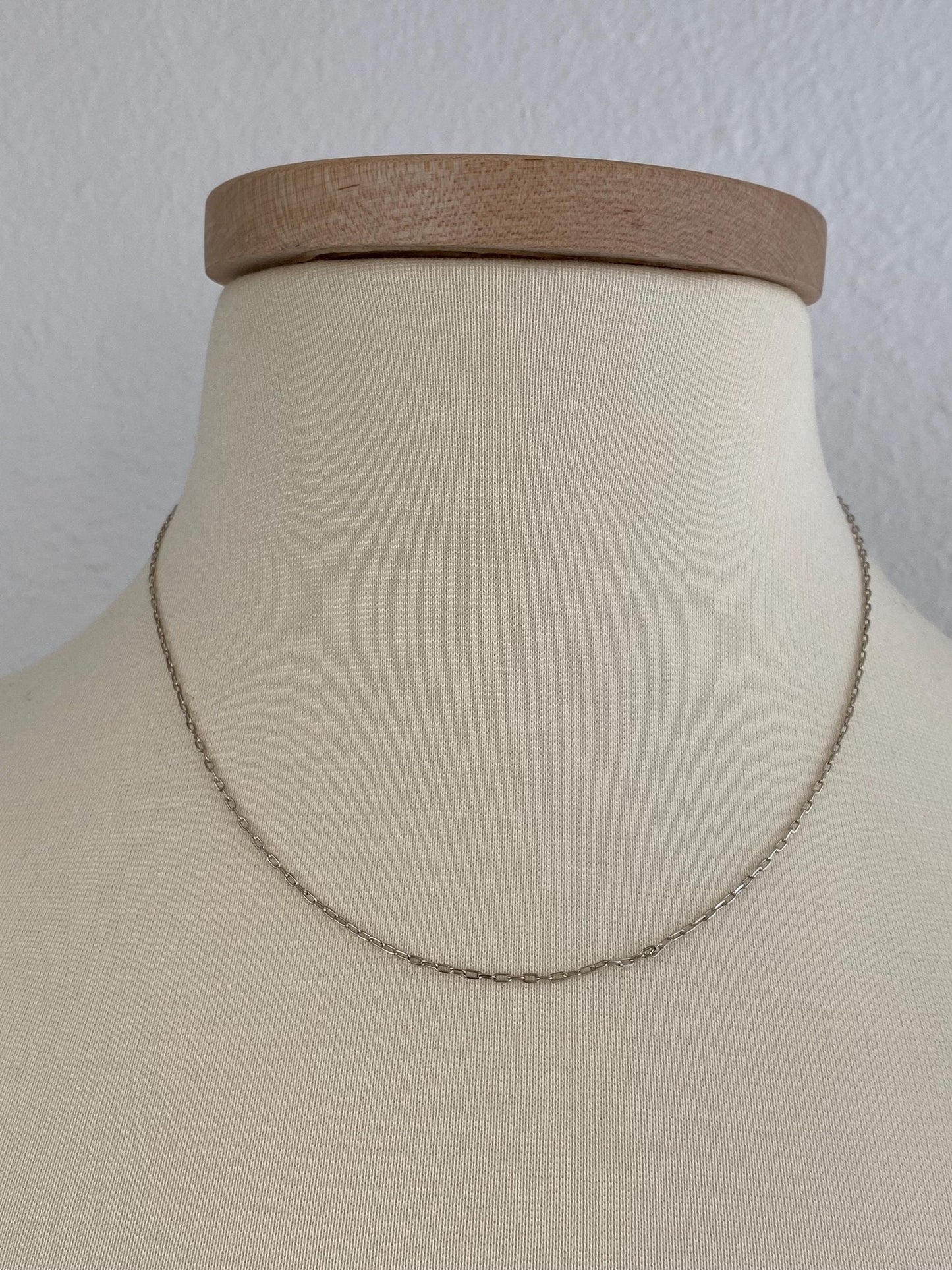 Vintage Solid 14k White Gold Elongated Cable Chain Necklace - 17.75 inches
