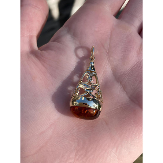 Vintage Solid 14k Yellow Gold Tree Sap Charm