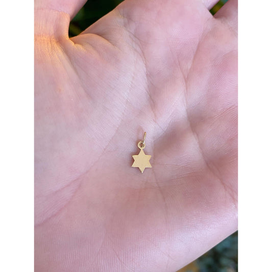 Vintage Solid 14k Yellow Gold Tiny Star Charm
