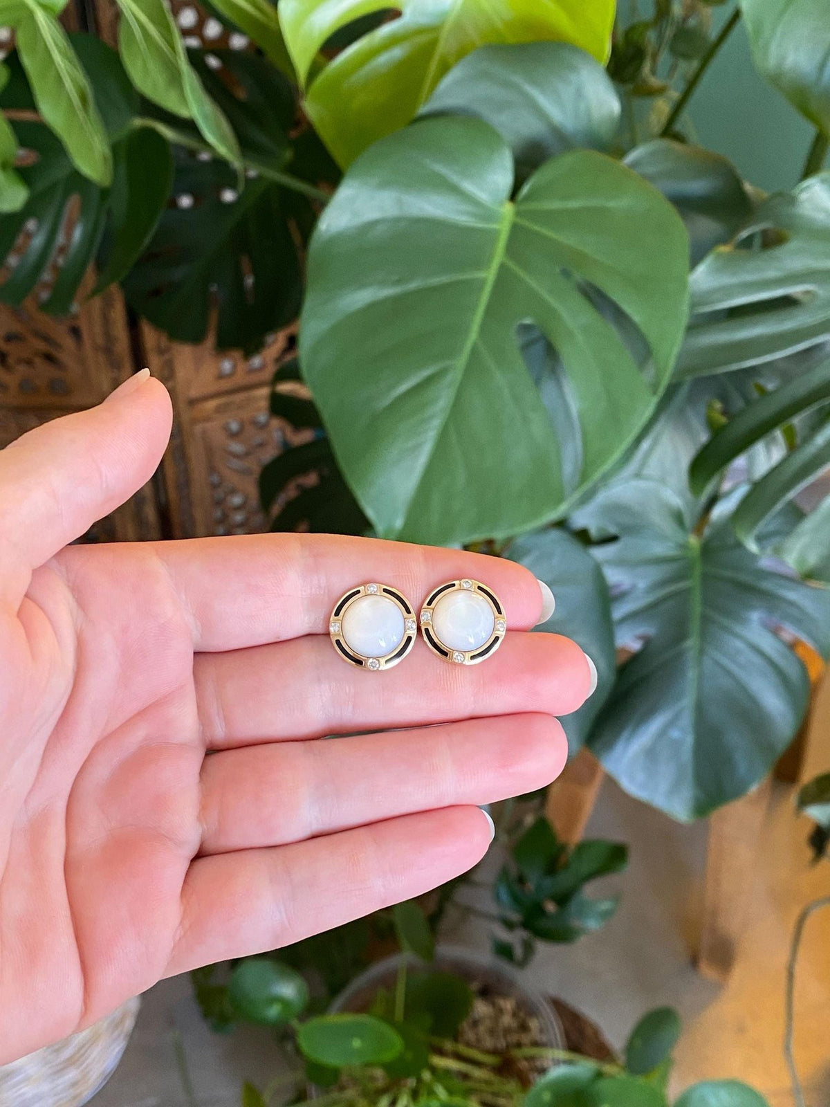 Vintage Solid 14k Yellow Gold Black Enamel Diamonds Mother of Pearl Stud Earrings