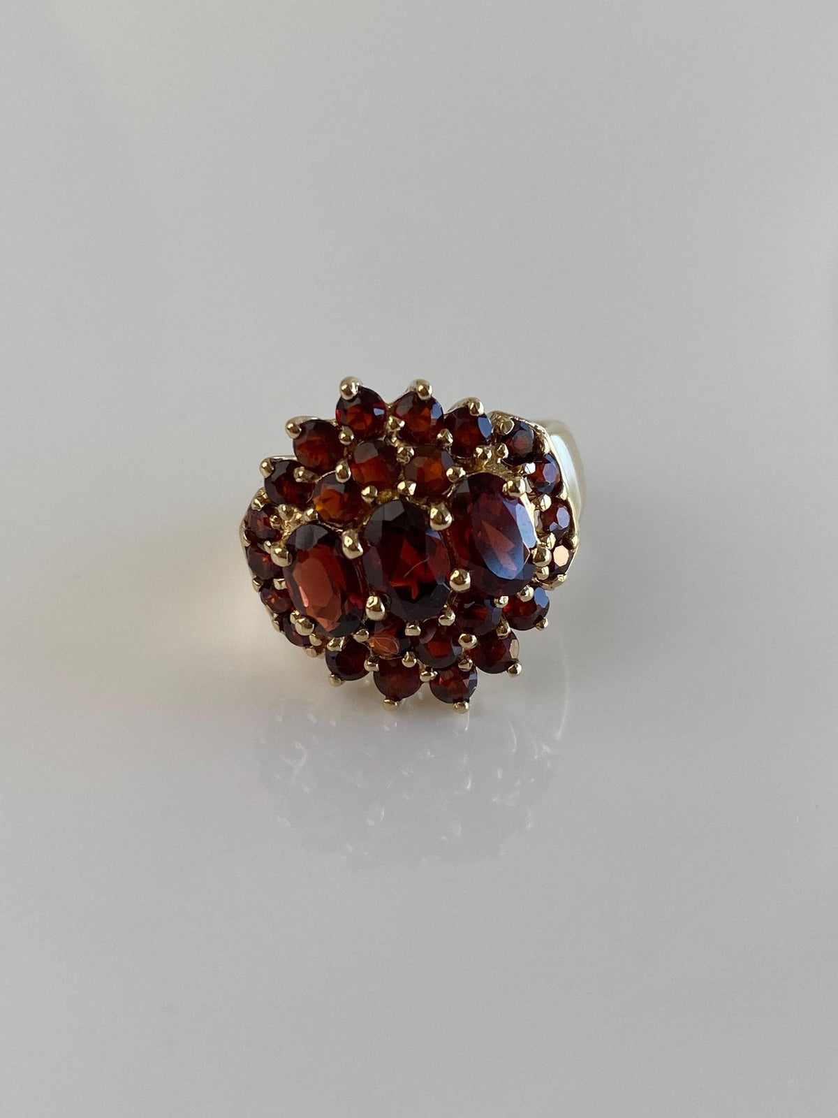 Vintage Solid 10k Yellow Gold Garnet Cluster Ring - Size 4.75