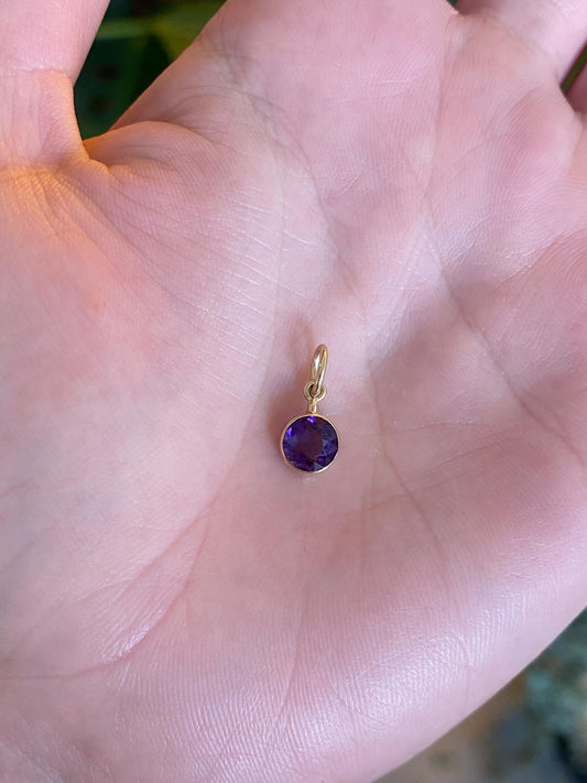 Vintage Solid 14k Yellow Gold Amethyst Charm