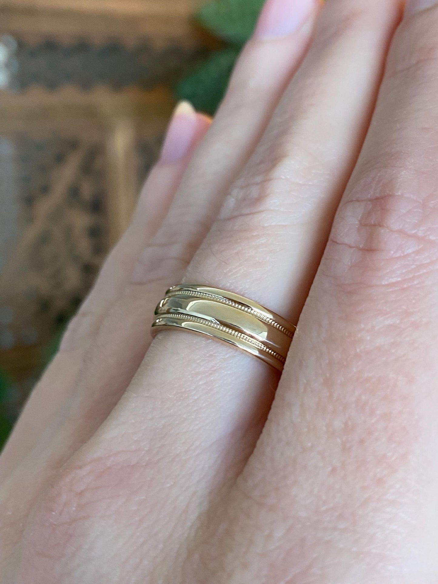 Vintage Solid 14k Yellow Gold Lined Miligrain Ring Band - Size 6.25