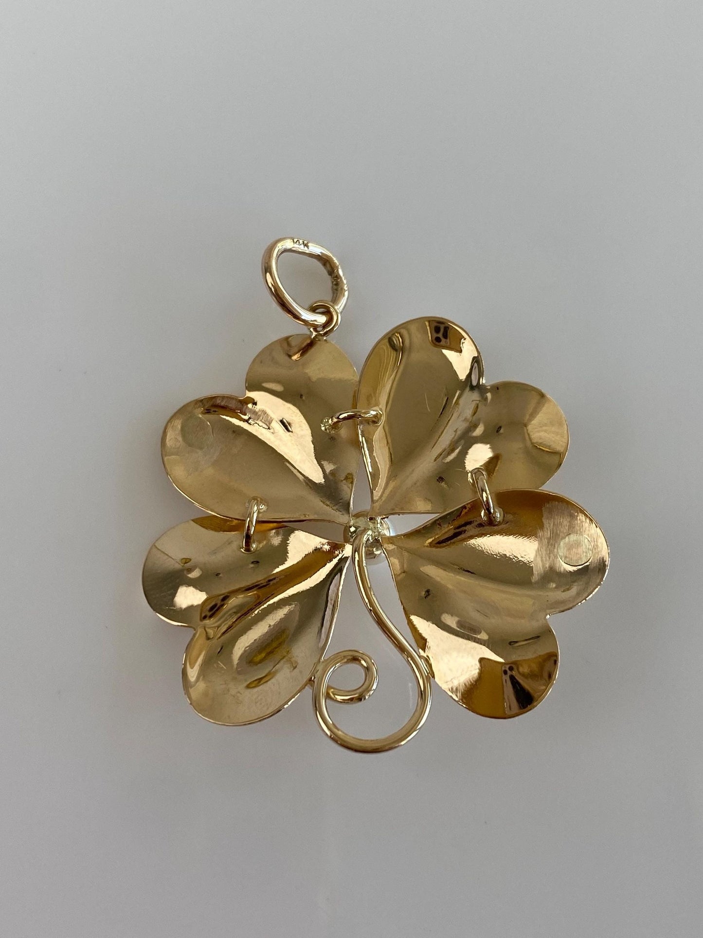 Vintage Solid 14k Yellow Gold Pearl 4 Leaf Clover Charm