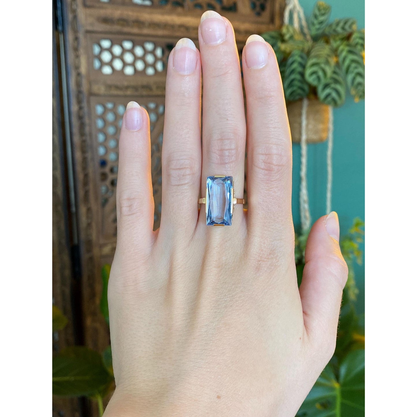 Vintage Solid 14k Yellow Gold Topaz Ring - Size 7.5