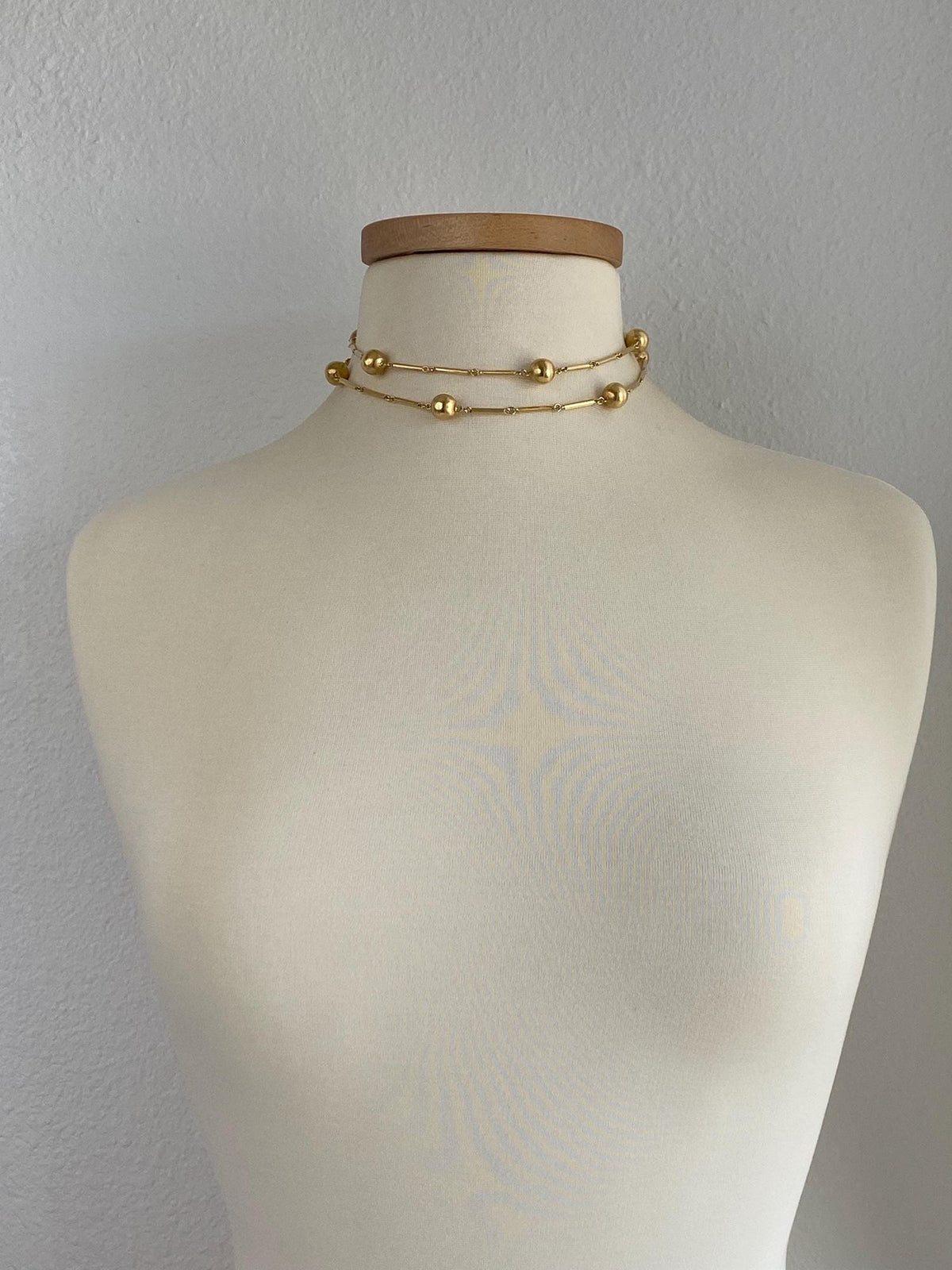 Vintage 18k Yellow Gold Satin Ball Lined Bar Link Necklace - 31.25 inches