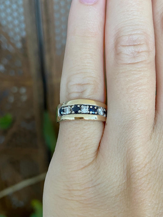 Vintage Solid 14k Yellow Gold Diamond Blue Sapphire Ring Band - Size 4.75