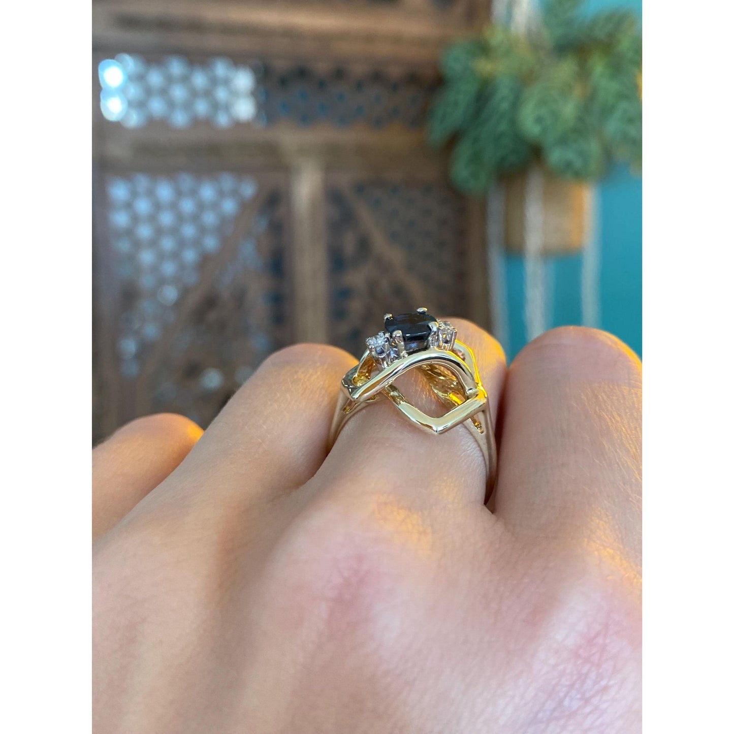 Solid 14k Yellow Gold Clear & Blue Sapphire Ring - Size 7.5