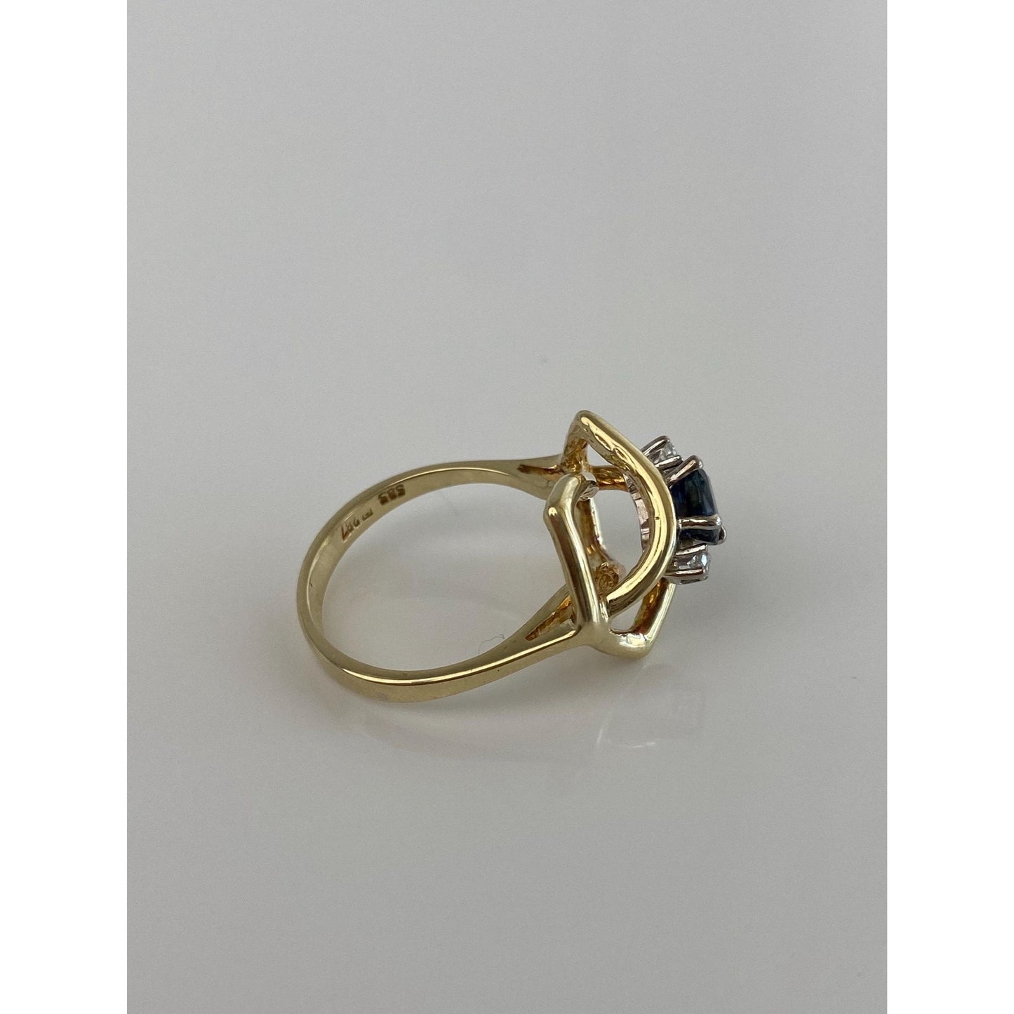 Solid 14k Yellow Gold Clear & Blue Sapphire Ring - Size 7.5