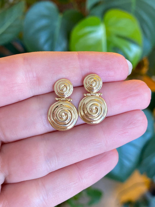 Vintage 14k Yellow Gold Hinged Spiral Stud Earrings