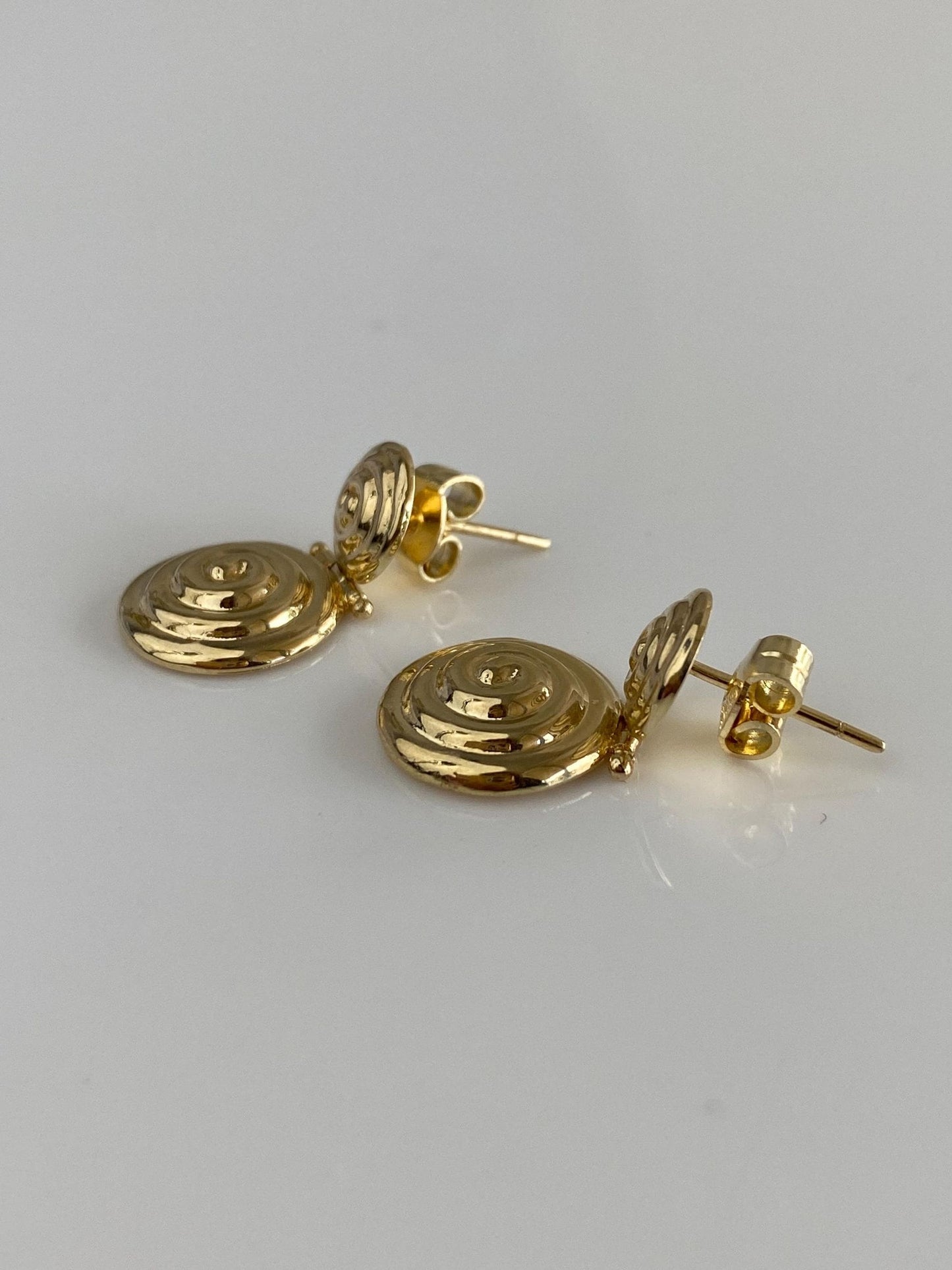 Vintage 14k Yellow Gold Hinged Spiral Stud Earrings