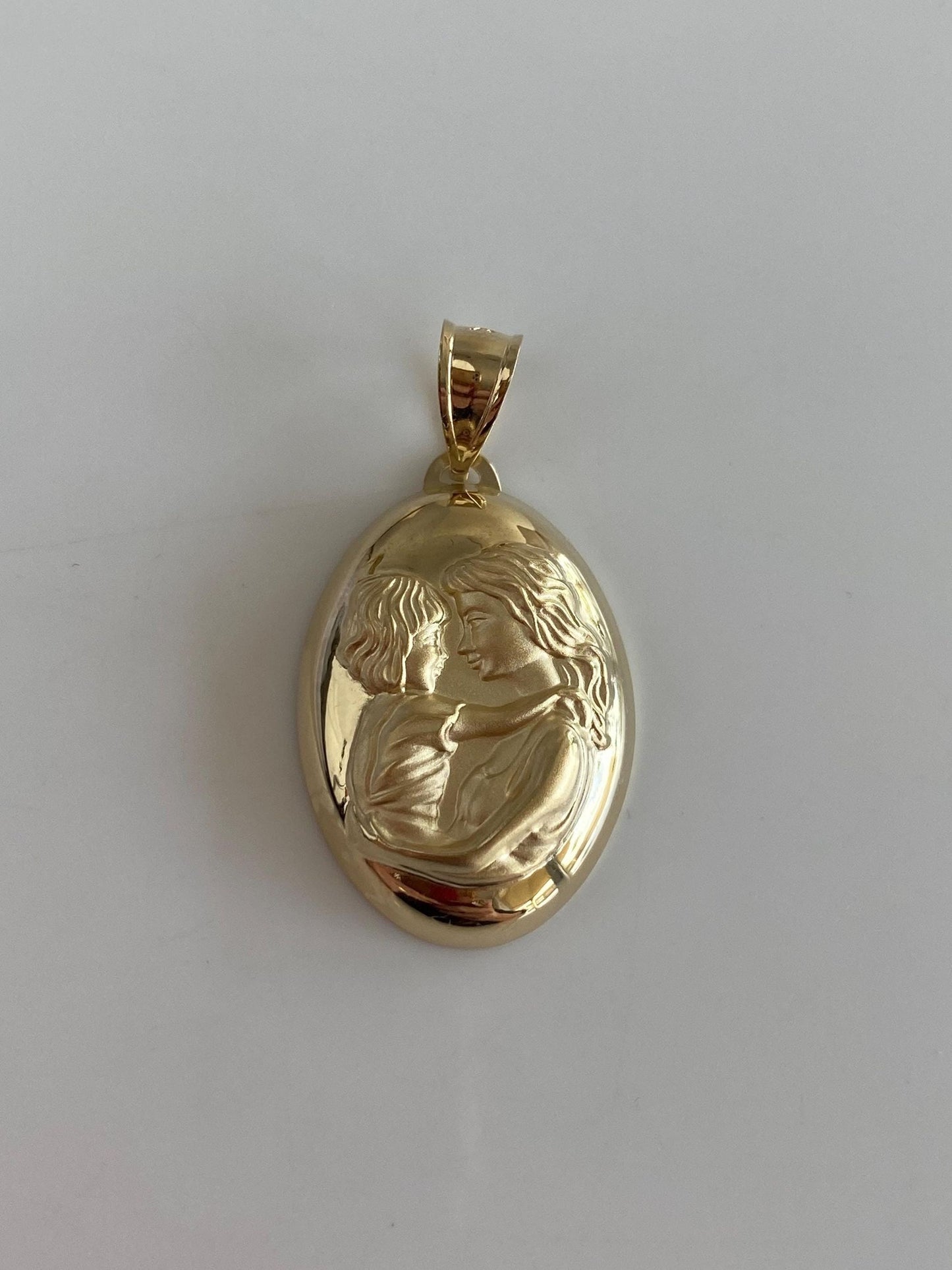 Vintage Solid 14k Yellow Gold Mother & Child Charm