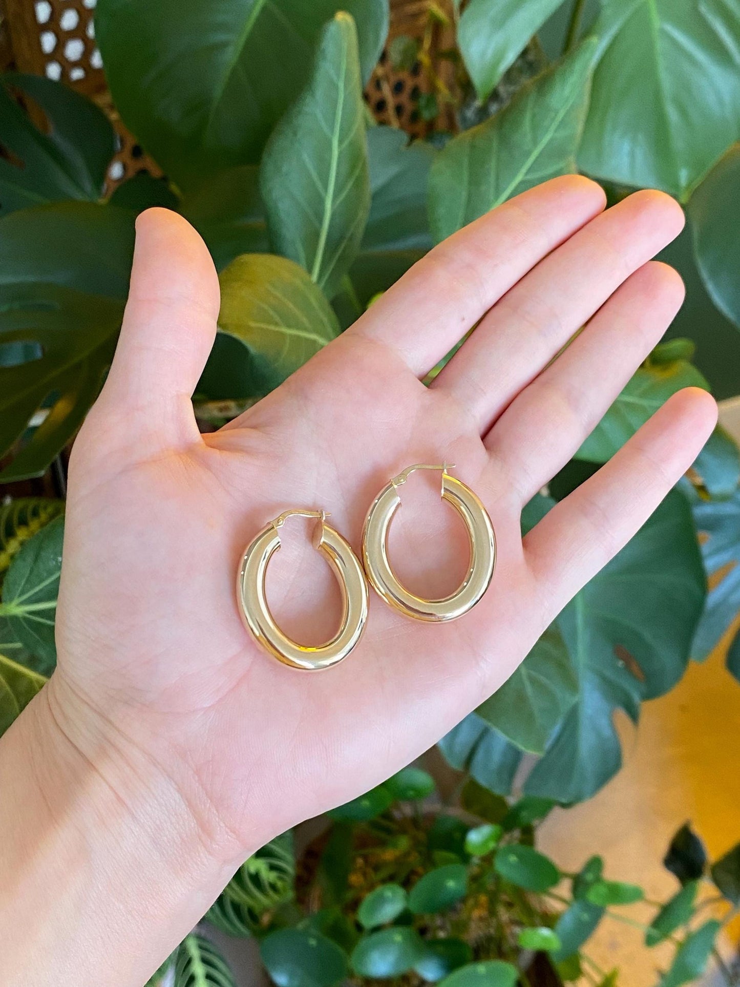 Vintage 14k Yellow Gold Chunky Oval Hoop Earrings
