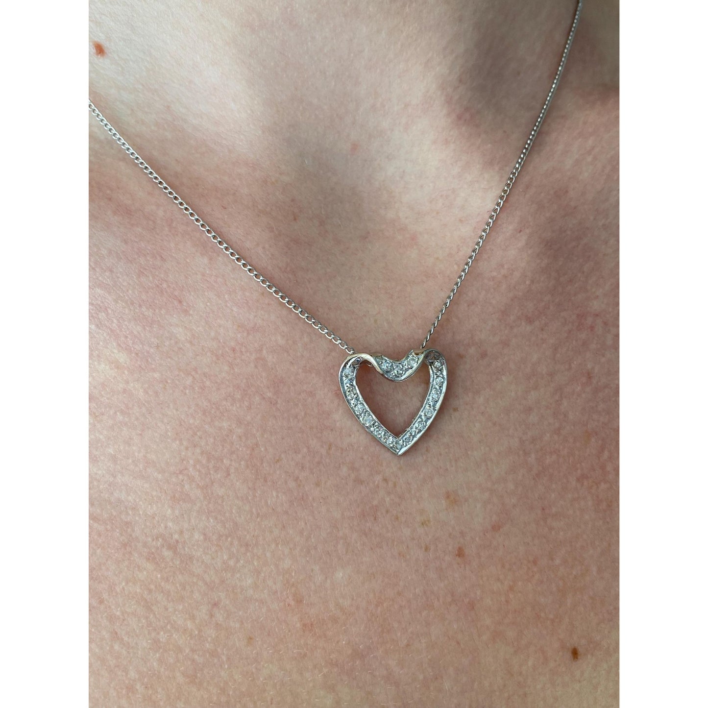 Vintage Solid 14k White Gold Diamond Heart Elongated Curb Chain Necklace - 16.75 inches