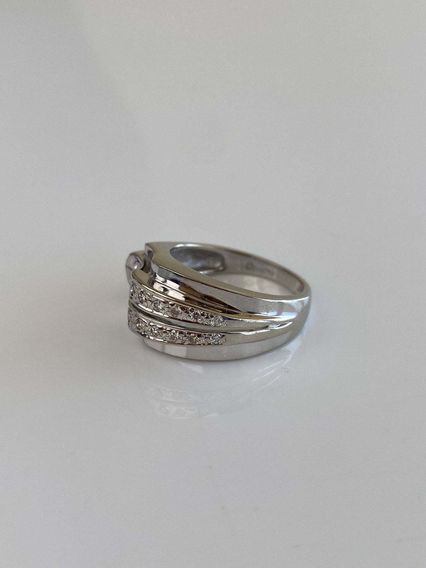 Vintage Solid 14k White Gold Diamond Wavy Ring Band - Size 6.75