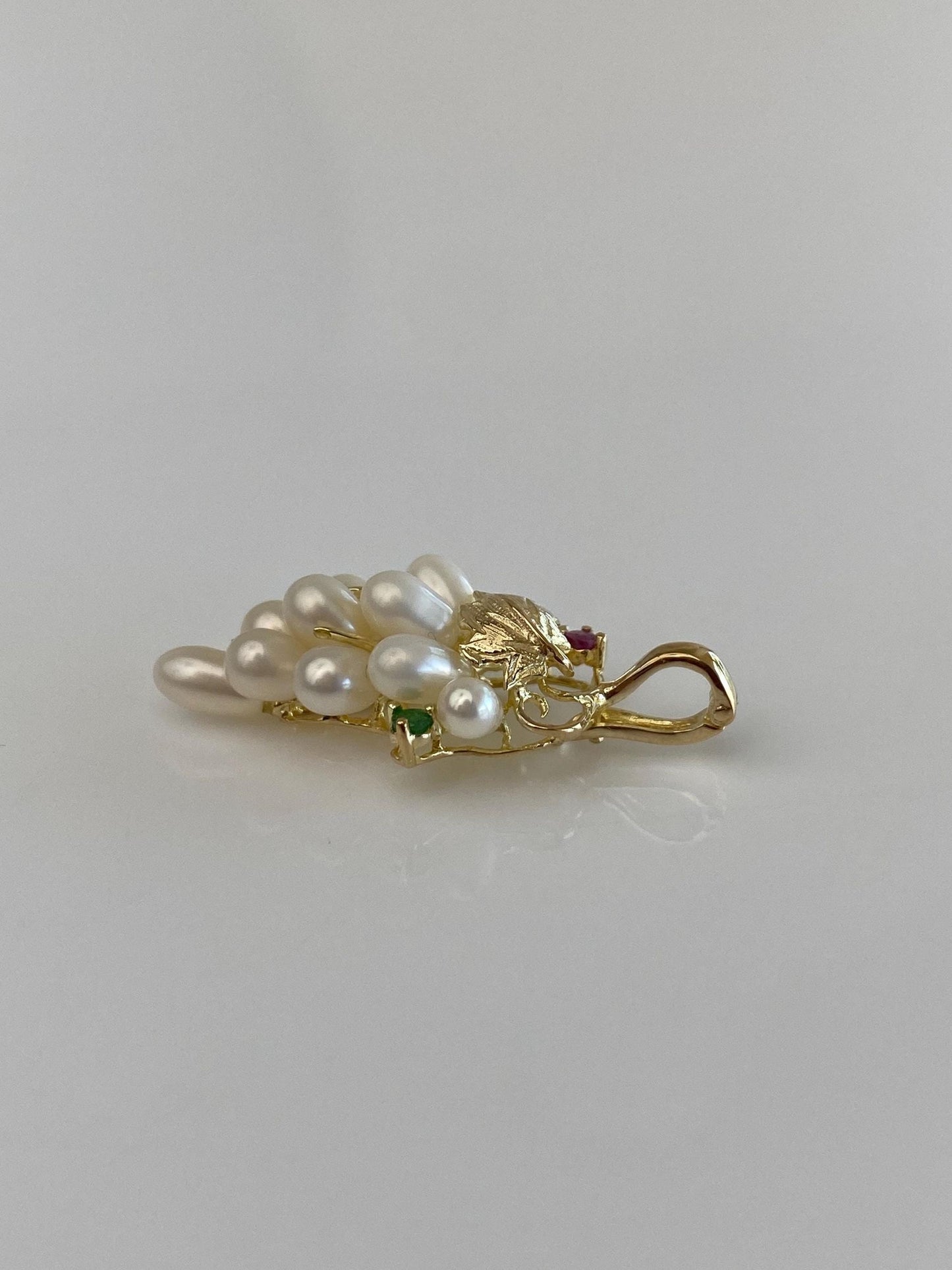 Vintage Solid 14k Yellow Gold Sapphire Emerald Ruby Pearls Grape Charm