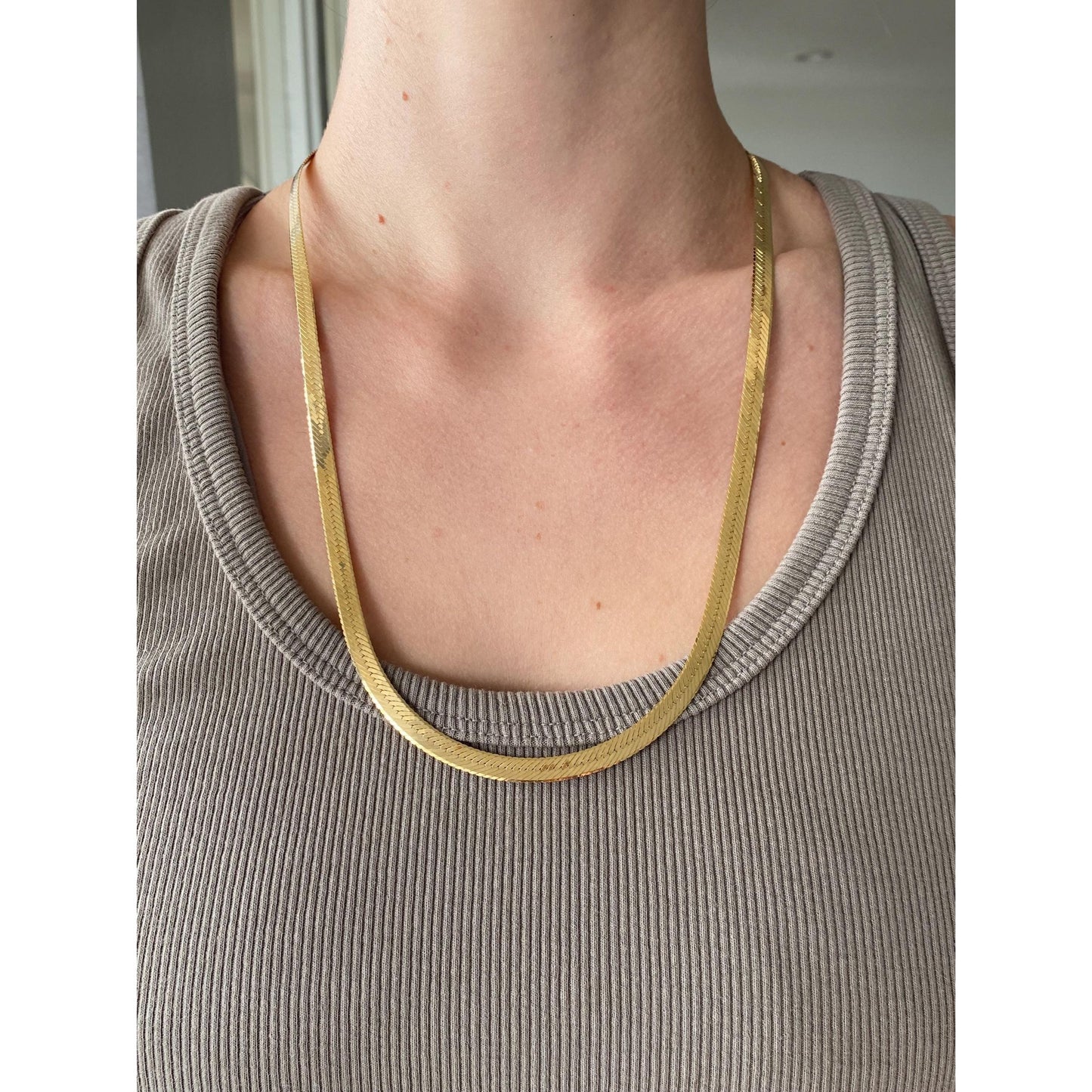 Vintage Solid 14k Yellow Gold Herringbone Chain Necklace - 24 inches
