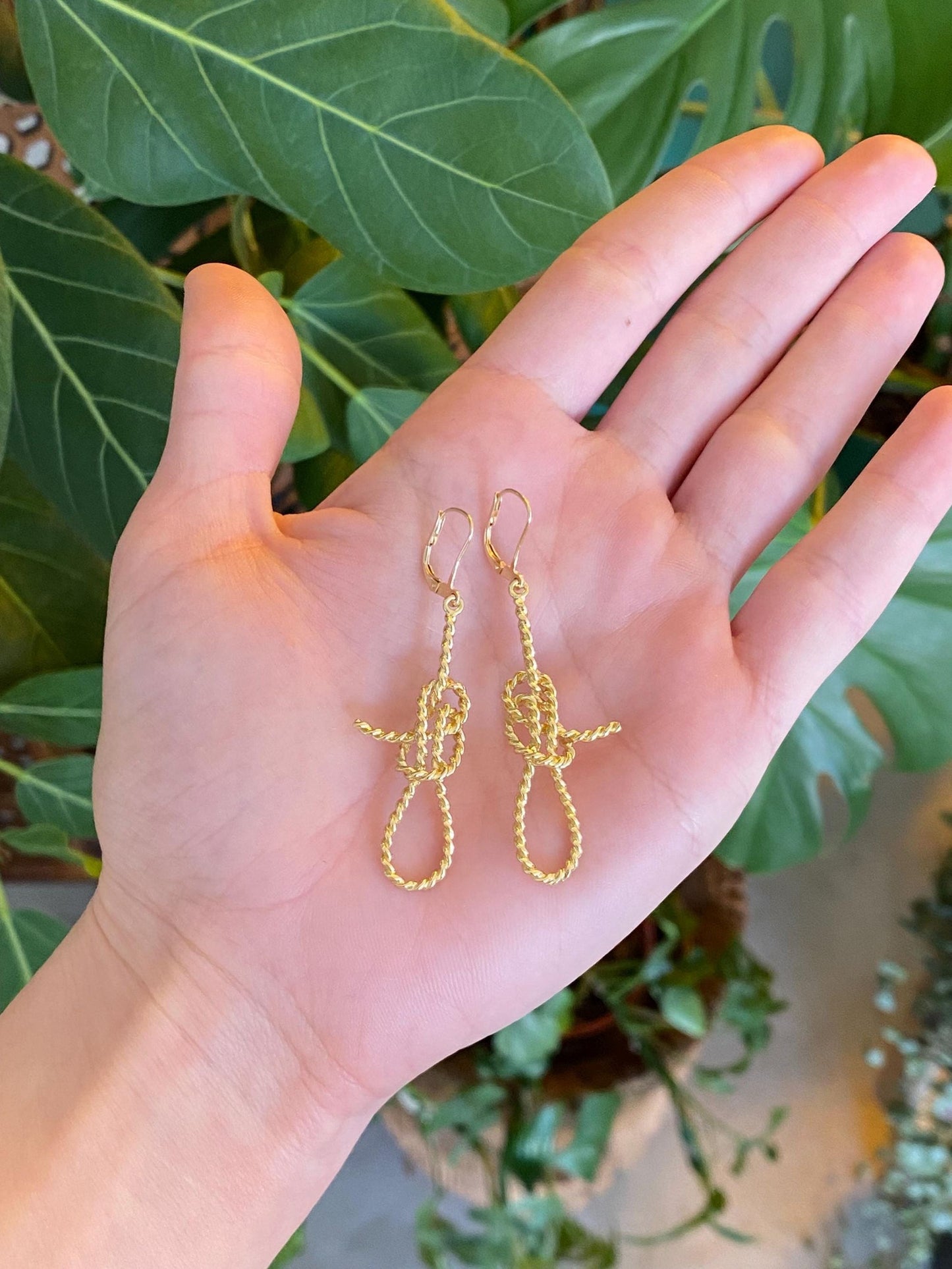 Vintage Solid 18k Yellow Gold Lasso Rope Dangle Earrings