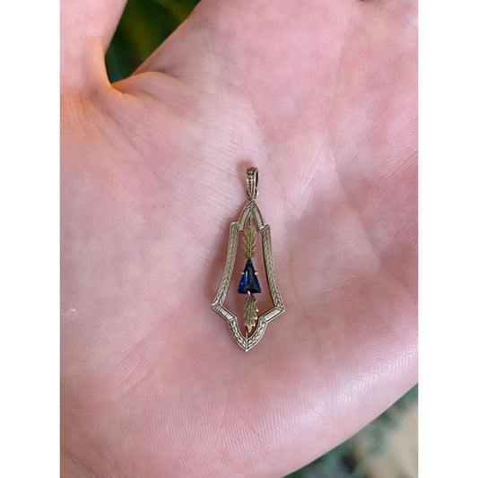 Vintage Solid 14k Yellow Gold Blue Cubic Zirconia Leaves Charm