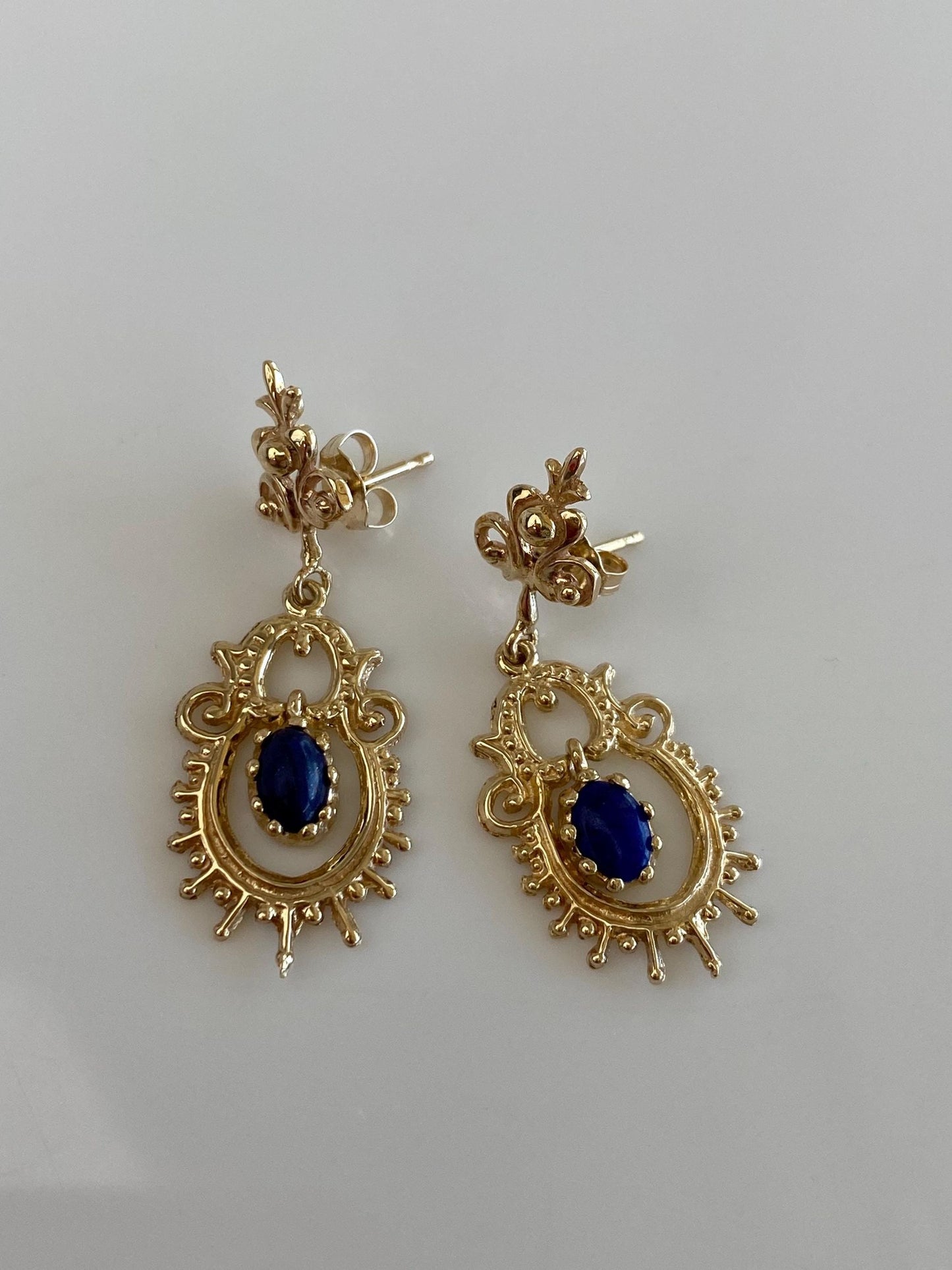 Vintage Solid 14k Yellow Gold Blue Lapis Lazuli Ornate Dangle Stud Earrings