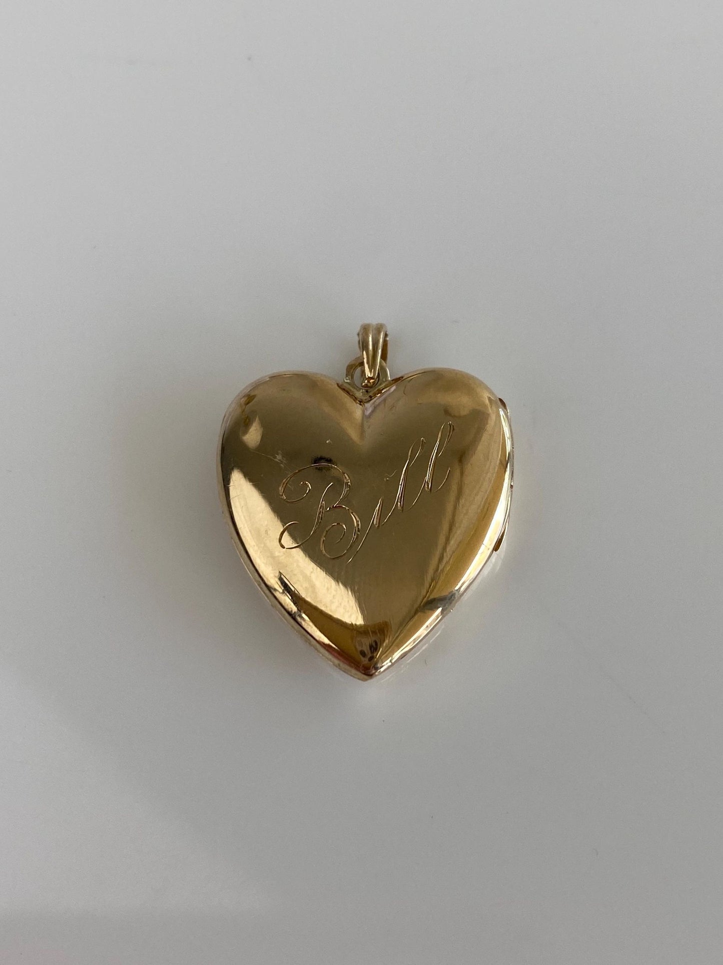 Vintage Solid 10k Yellow Gold Engraved 'Bill & Ann' Heart Locket Charm