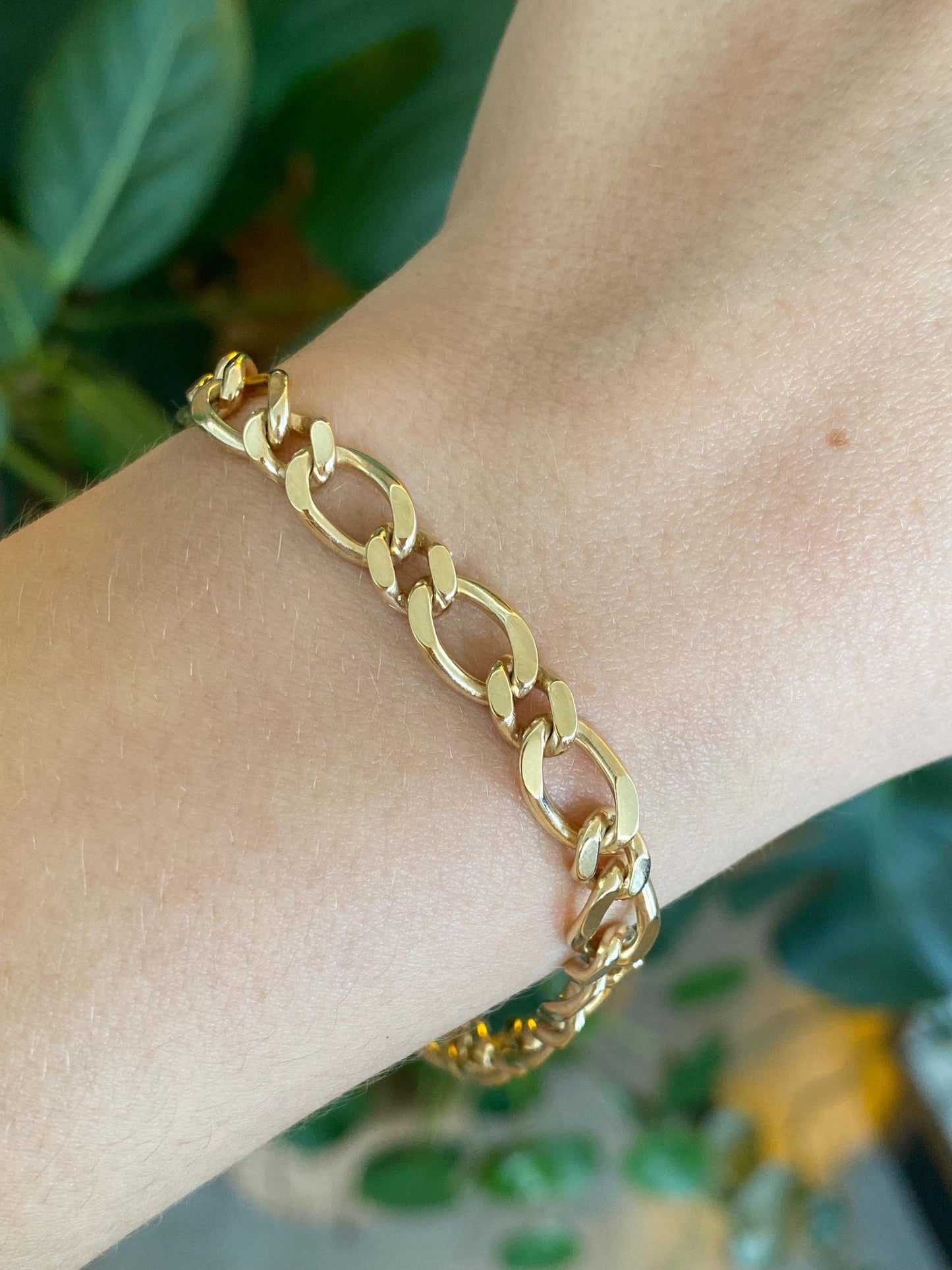 Vintage Solid 14k Yellow Gold Elongated Curb Style Chain Bracelet - 7.5 Inches