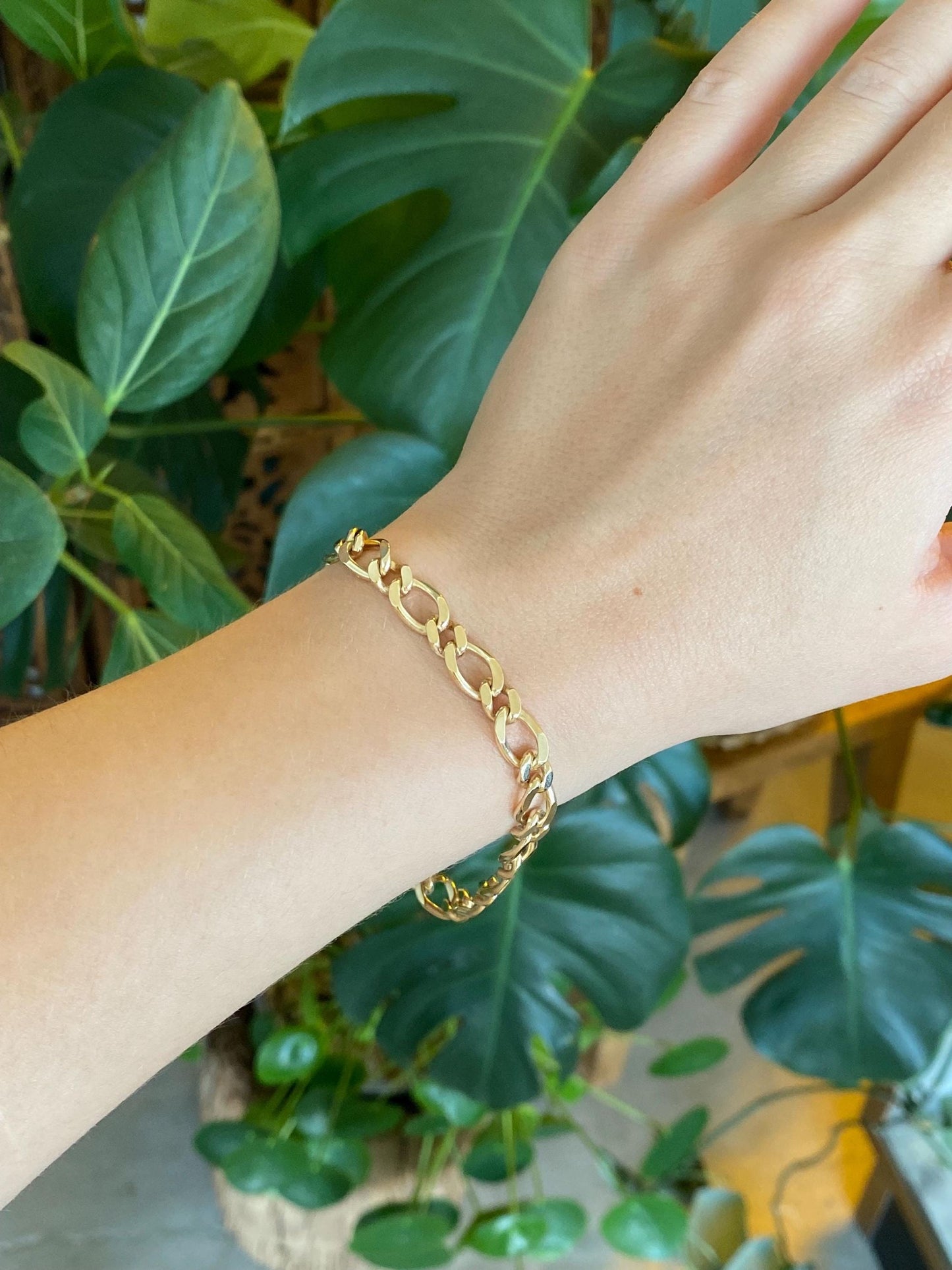 Vintage Solid 14k Yellow Gold Elongated Curb Style Chain Bracelet - 7.5 Inches