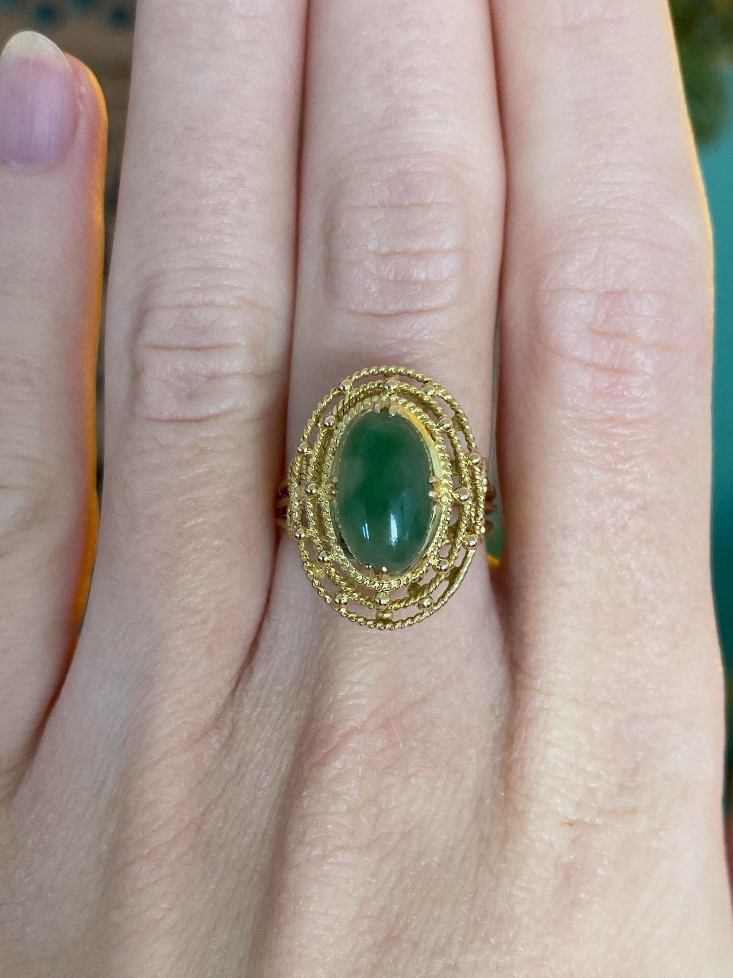 Vintage Solid 18k Yellow Gold Jade Ring - Size 5.25