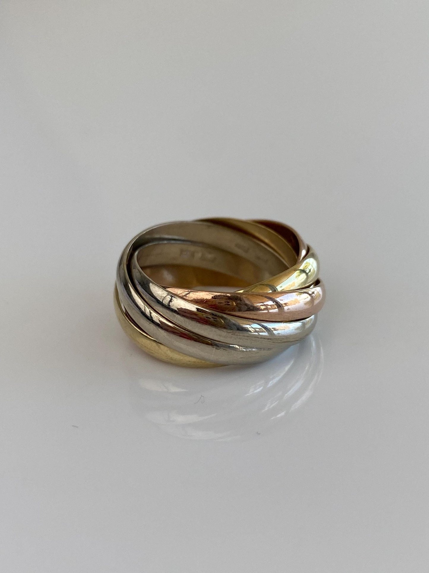 Vintage Solid 14k Tri Tone Gold Wide Rolling Ring - Size 7