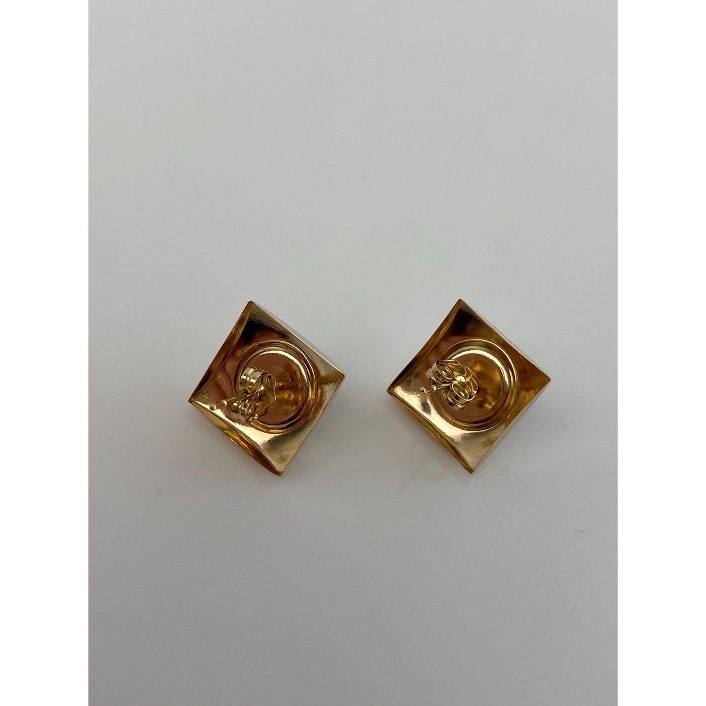 Vintage Solid 14k Yellow Gold Amethyst Cabochon Square Stud Earrings