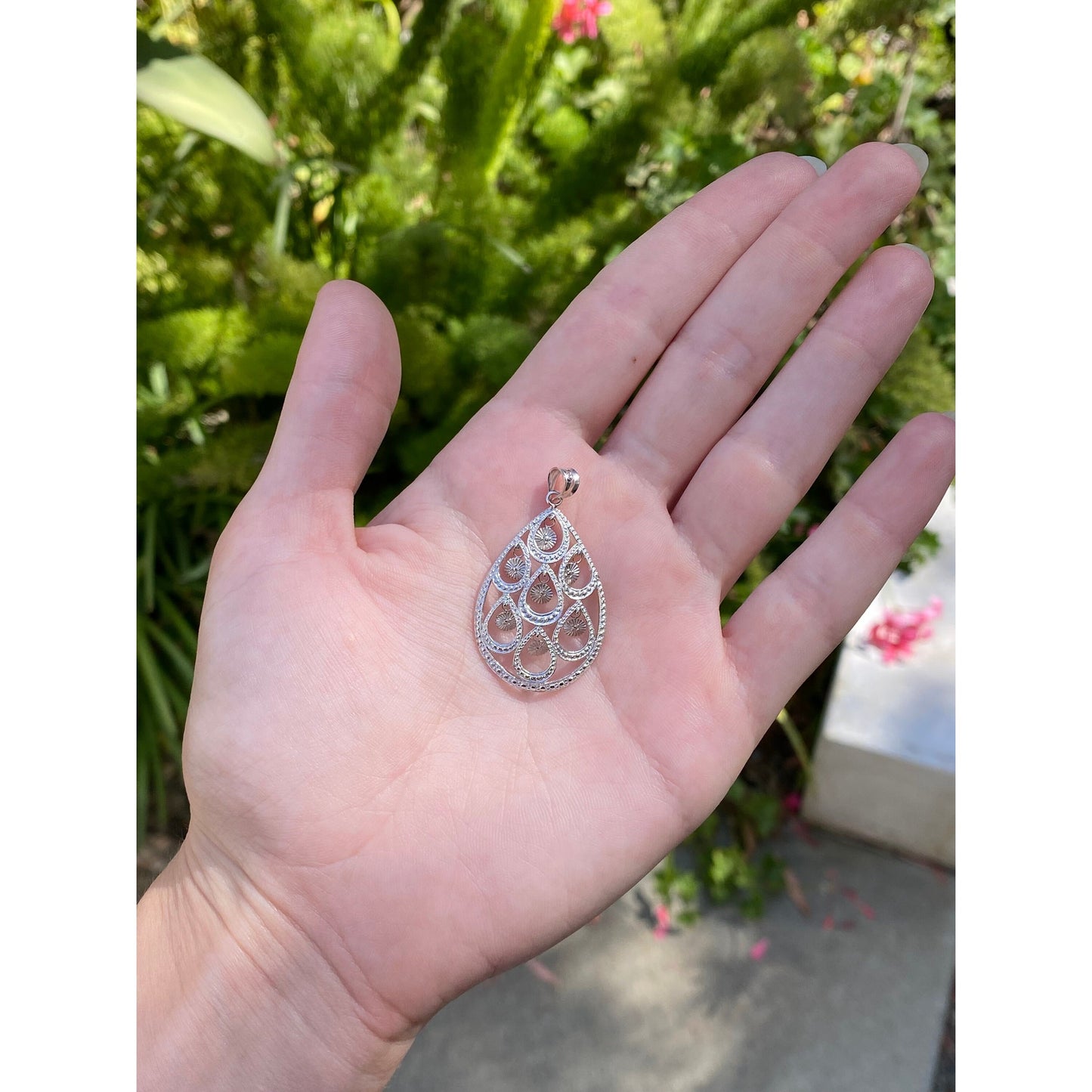 Vintage Solid 14k White Gold Teardrop Fringe Charm