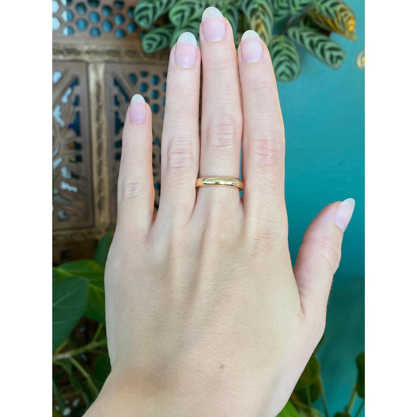 Vintage Solid 18k Yellow Gold Ring Band - Size 6.75