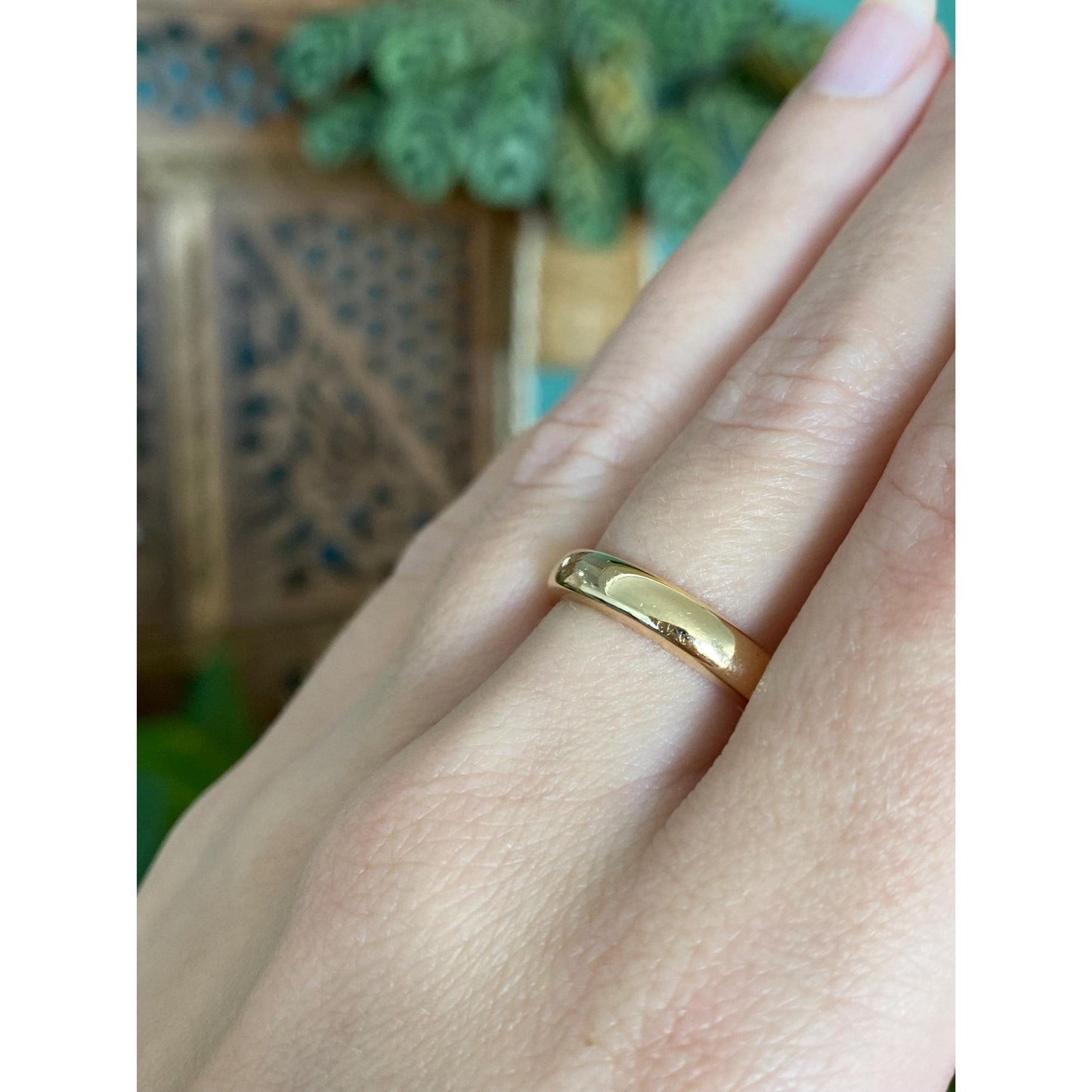 Vintage Solid 18k Yellow Gold Ring Band - Size 6.75