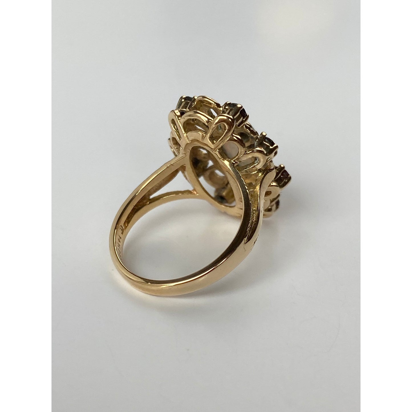 Vintage Solid 14k Yellow Gold Opal Garnet Halo Ring - Size 5.75