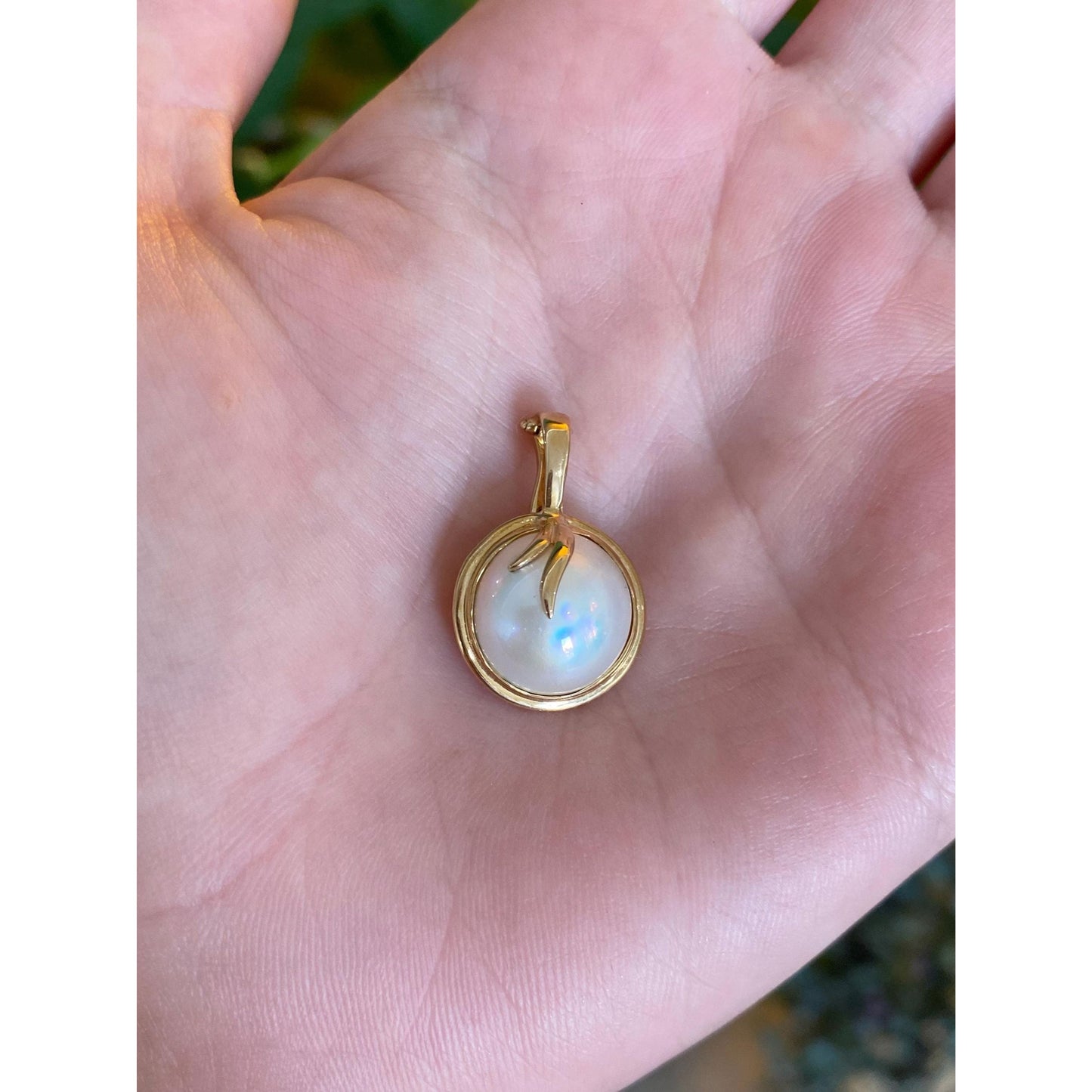 Vintage Solid 14k Yellow Gold Mabe Pearl Charm