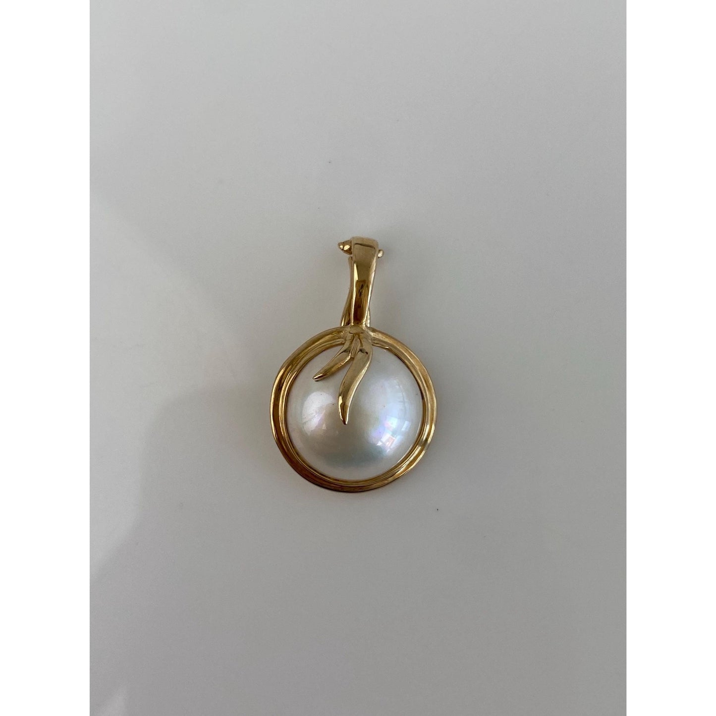 Vintage Solid 14k Yellow Gold Mabe Pearl Charm