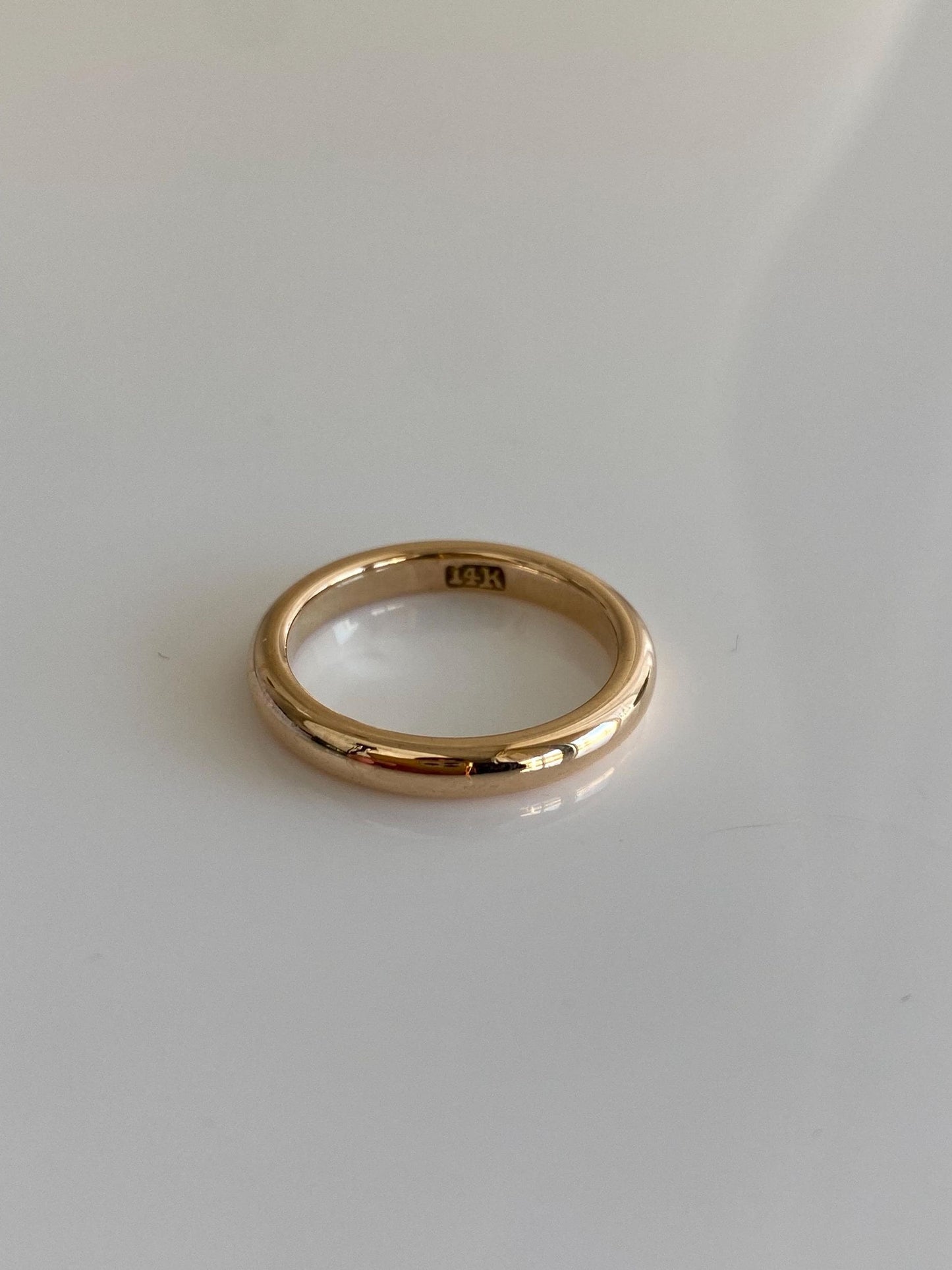 Vintage Solid 14k Yellow Gold Ring Band - Size 5.5