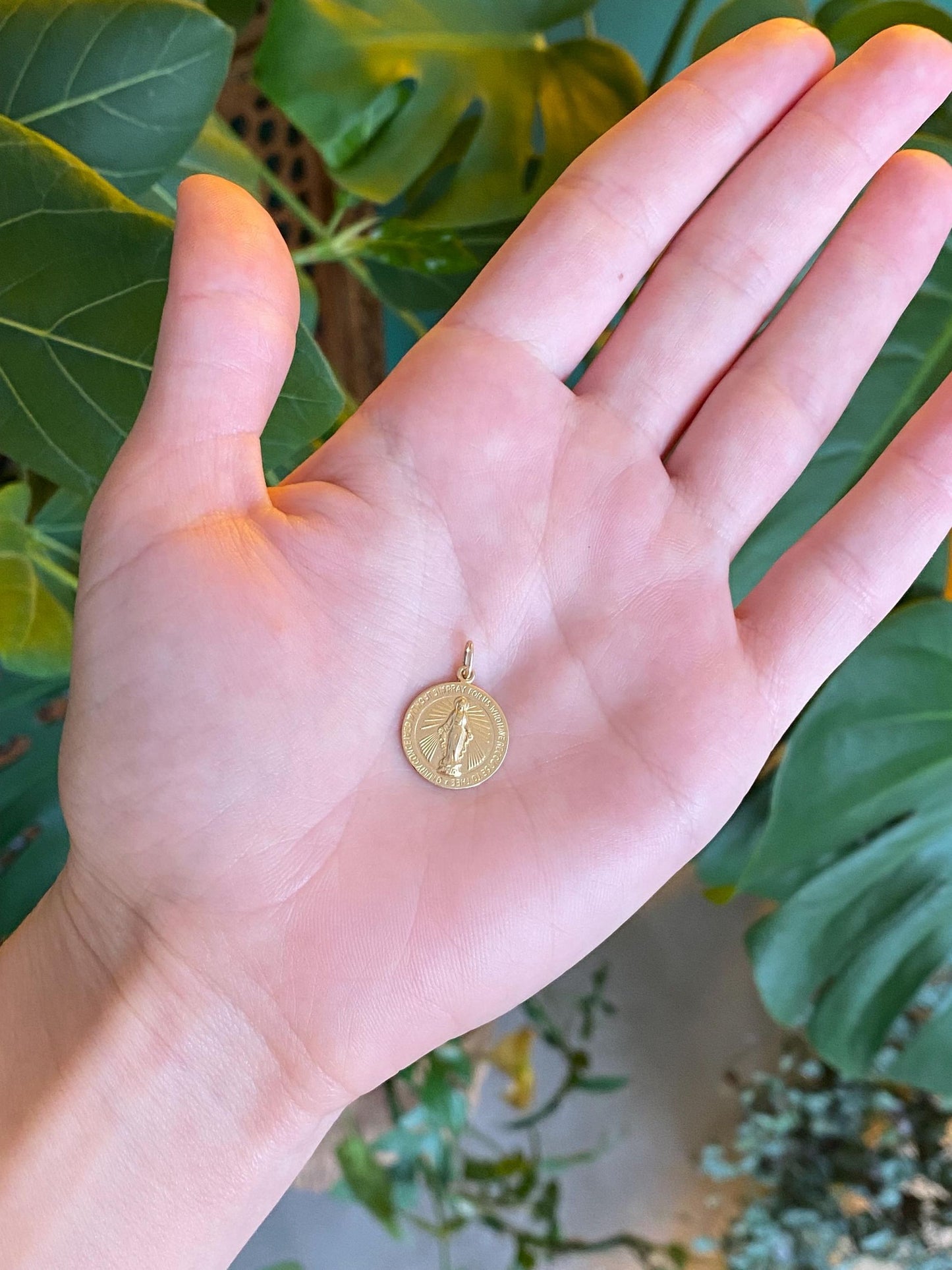 Vintage Solid 14k Yellow Gold Miraculous Mary Religious Charm