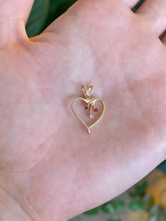 Vintage Solid 14k Yellow Gold Ruby Diamond Open Heart Charm