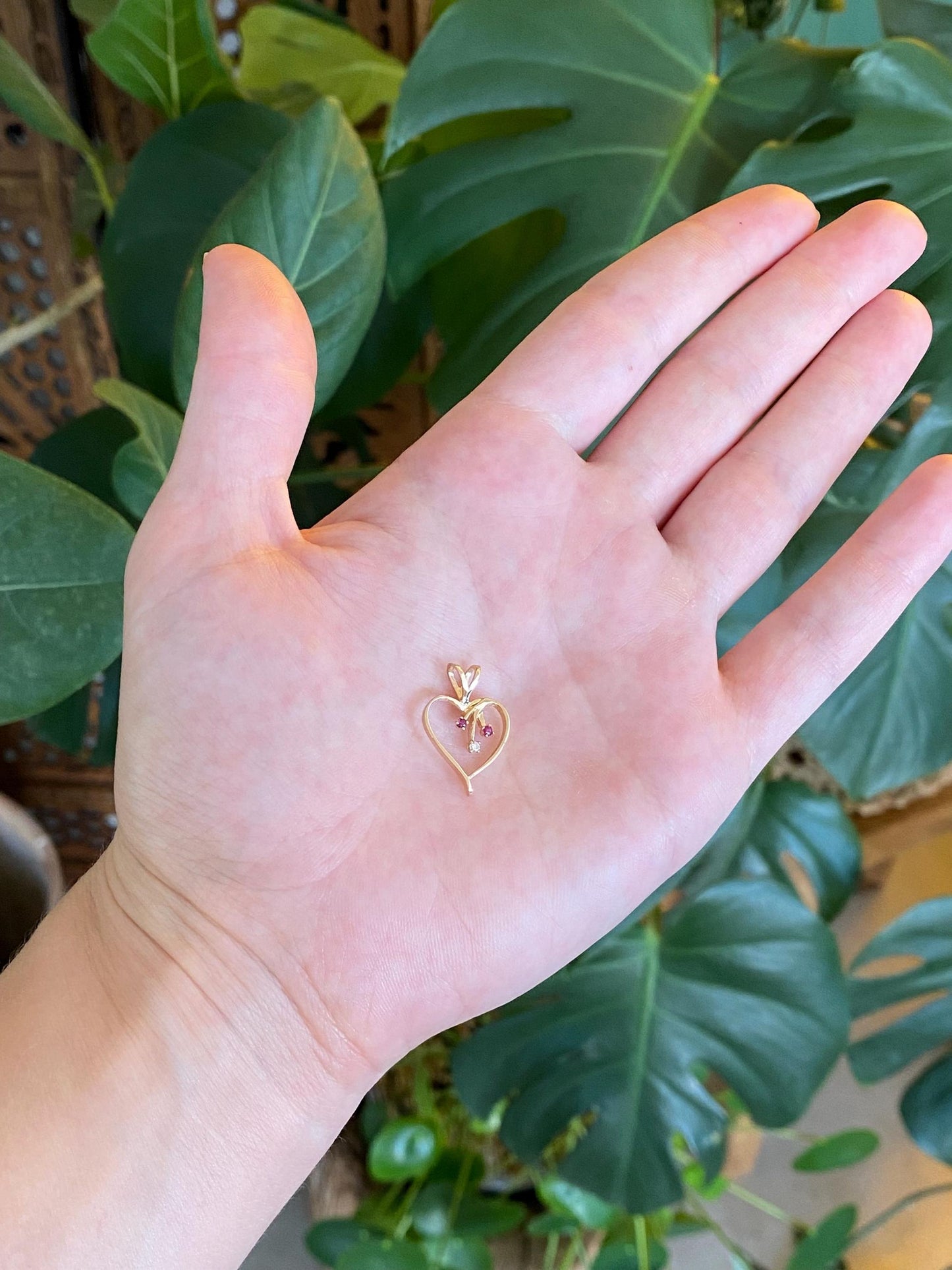 Vintage Solid 14k Yellow Gold Ruby Diamond Open Heart Charm