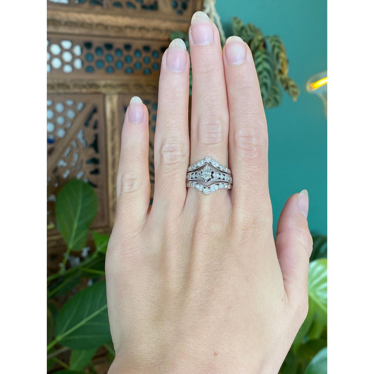 Vintage Solid 14k White Gold Diamond Ring Band - Size 8.25