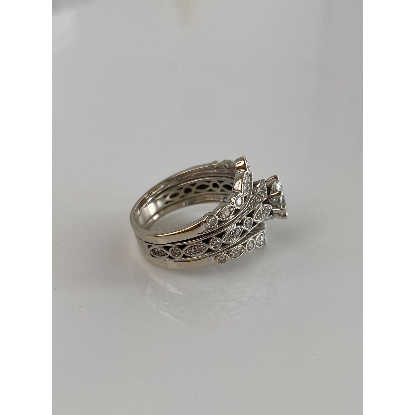 Vintage Solid 14k White Gold Diamond Ring Band - Size 8.25