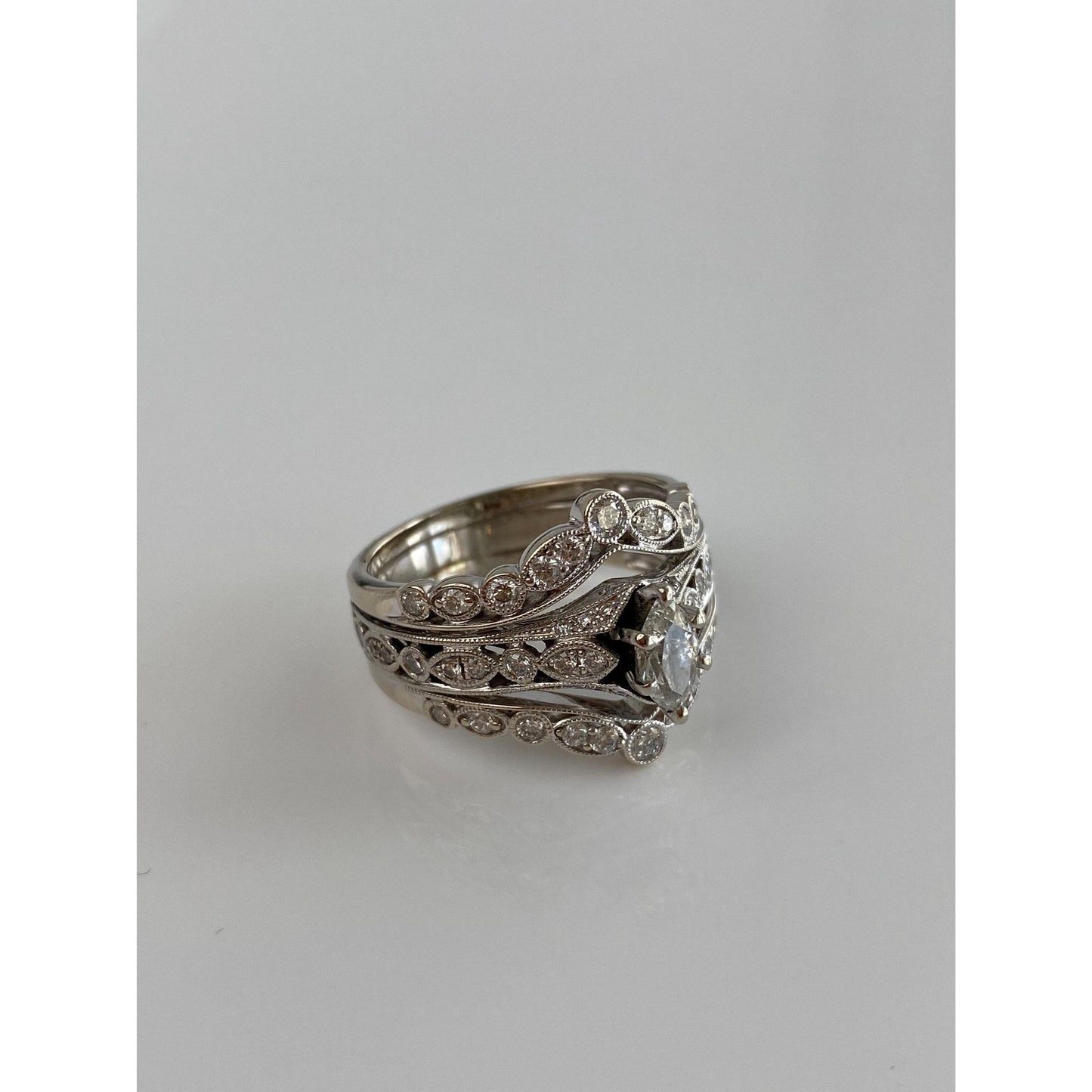 Vintage Solid 14k White Gold Diamond Ring Band - Size 8.25