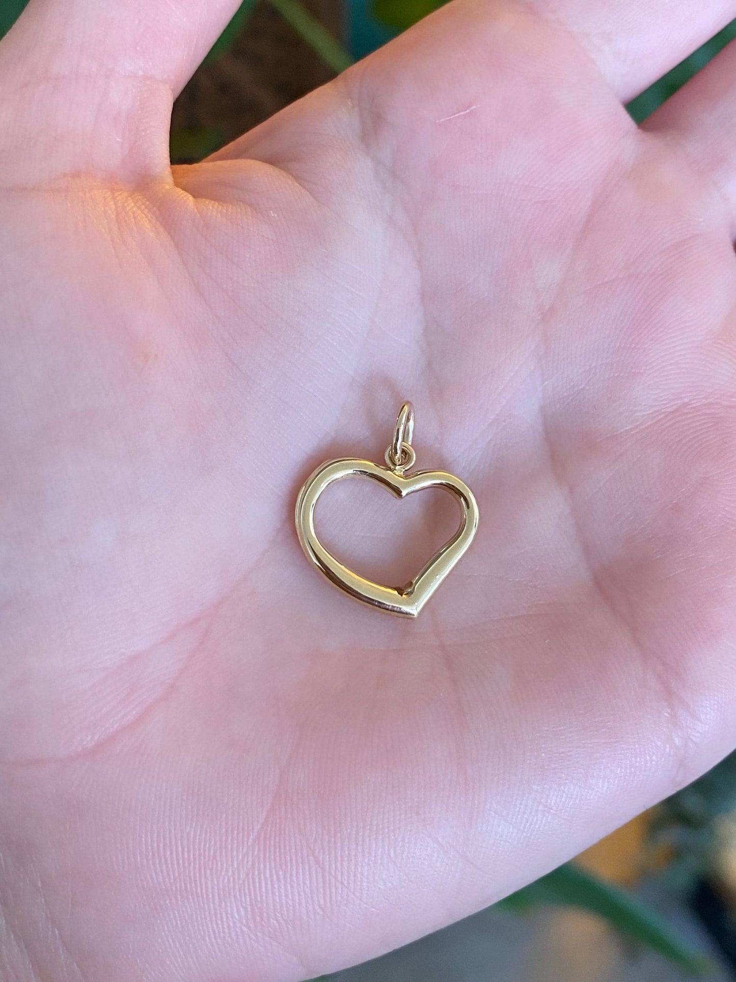 Vintage 14k Yellow Gold Open Heart Charm