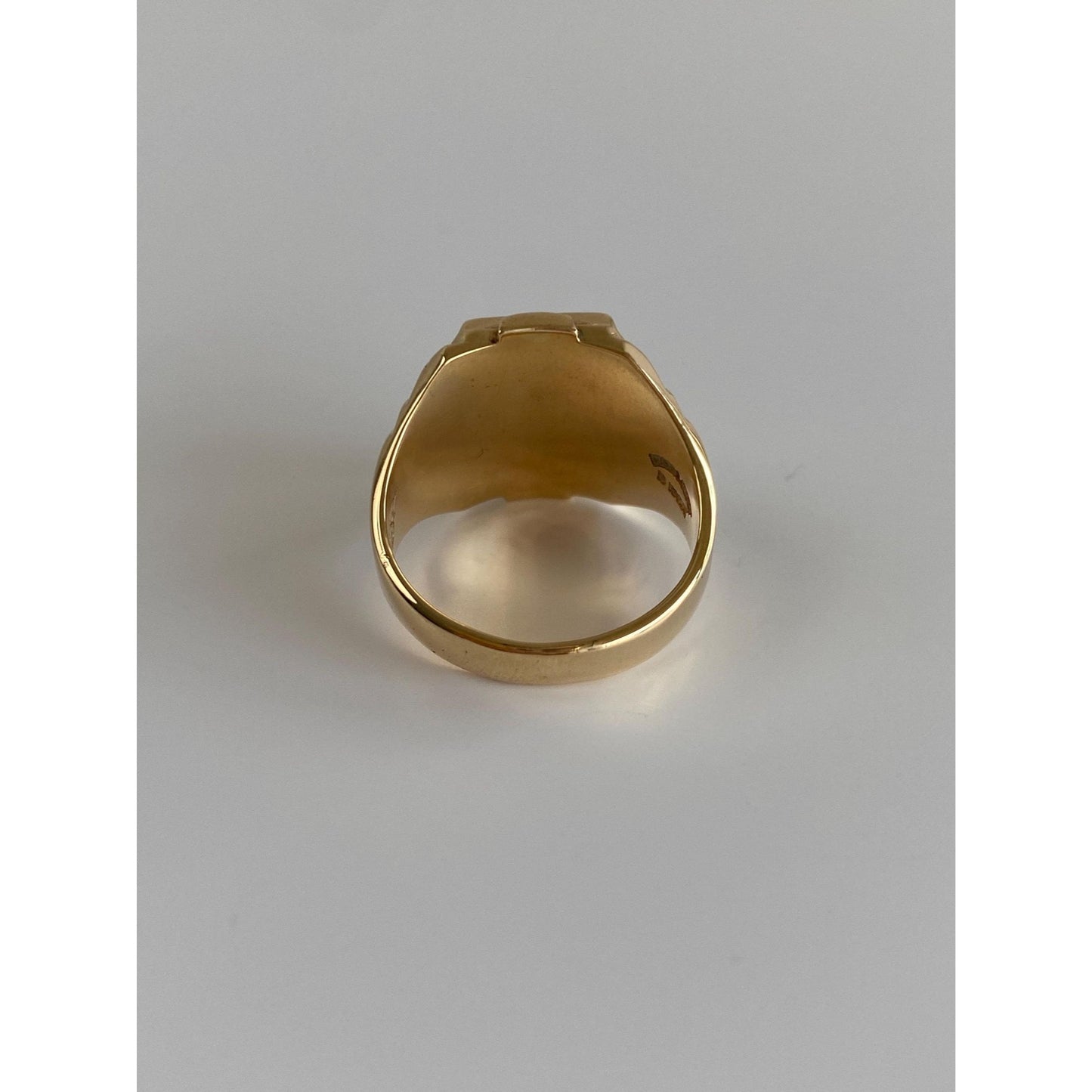 Vintage Solid 10k Yellow Gold Blue Spinel 1961 Class Ring - Size 6