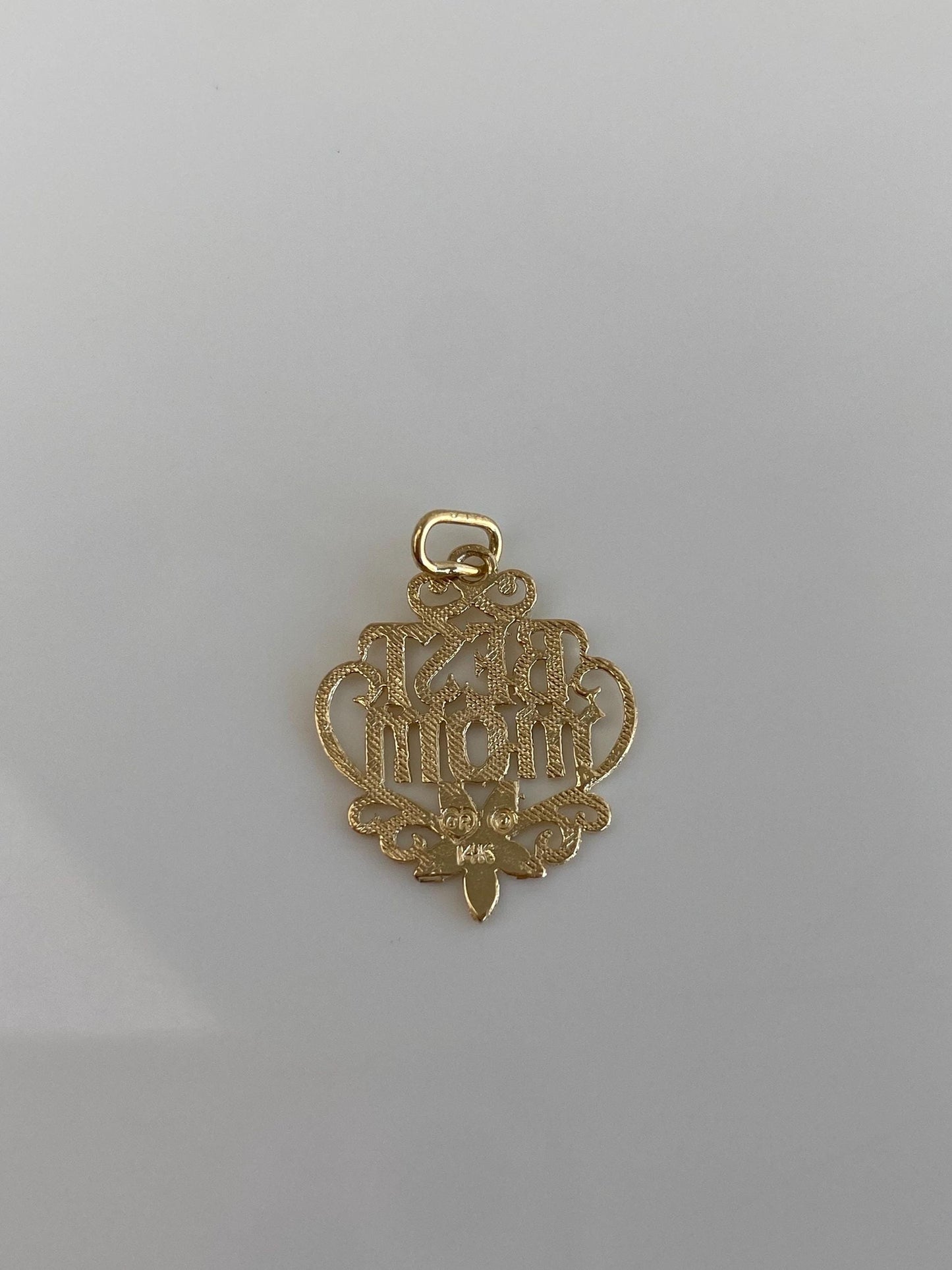 Vintage Solid 14k Yellow Gold Best Mom Charm